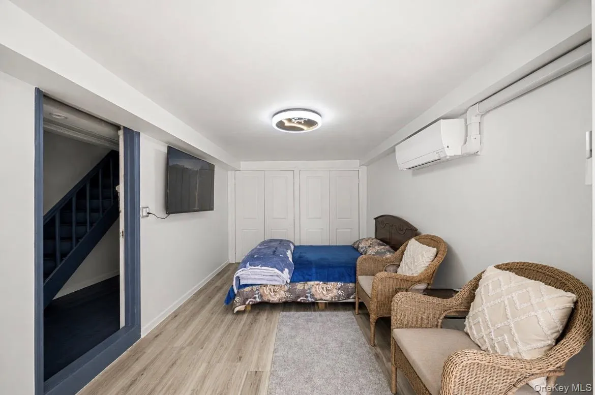 75-31 Furmanville Avenue, New York, NY, 3 Bedrooms Bedrooms, 12 Rooms Rooms,2 BathroomsBathrooms,Residential,For Rent,Furmanville,0,1045378 75-31 Furmanville Avenue, New York, NY, 3 Bedrooms Bedrooms, 12 Rooms Rooms,2 BathroomsBathrooms,Residential,For Rent,Furmanville,0,1045378