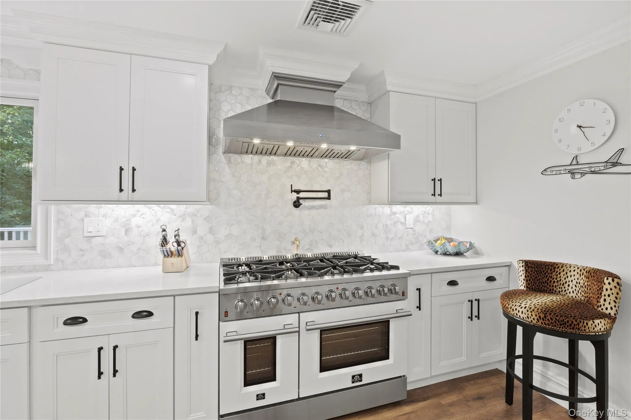 5 Buena Vista Road, Brookhaven, NY, 4 Bedrooms Bedrooms, 8 Rooms Rooms,6 BathroomsBathrooms,Residential,For Rent,Buena Vista,0,1045380 5 Buena Vista Road, Brookhaven, NY, 4 Bedrooms Bedrooms, 8 Rooms Rooms,6 BathroomsBathrooms,Residential,For Rent,Buena Vista,0,1045380