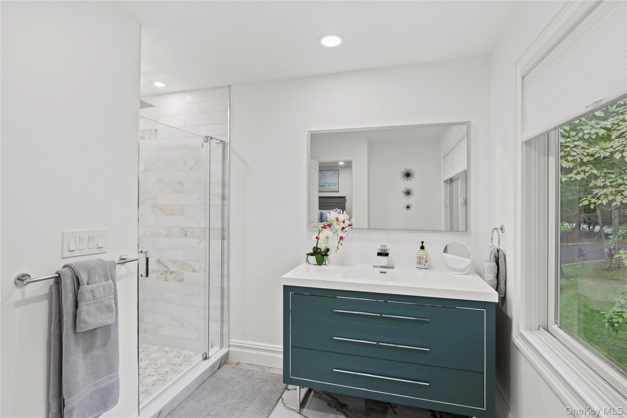 5 Buena Vista Road, Brookhaven, NY, 4 Bedrooms Bedrooms, 8 Rooms Rooms,6 BathroomsBathrooms,Residential,For Rent,Buena Vista,0,1045380 5 Buena Vista Road, Brookhaven, NY, 4 Bedrooms Bedrooms, 8 Rooms Rooms,6 BathroomsBathrooms,Residential,For Rent,Buena Vista,0,1045380
