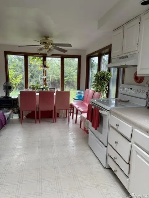 5 Selvia Court, Brookhaven, NY, 4 Bedrooms Bedrooms, 10 Rooms Rooms,3 BathroomsBathrooms,Residential,For Rent,Selvia,0,1045382 5 Selvia Court, Brookhaven, NY, 4 Bedrooms Bedrooms, 10 Rooms Rooms,3 BathroomsBathrooms,Residential,For Rent,Selvia,0,1045382