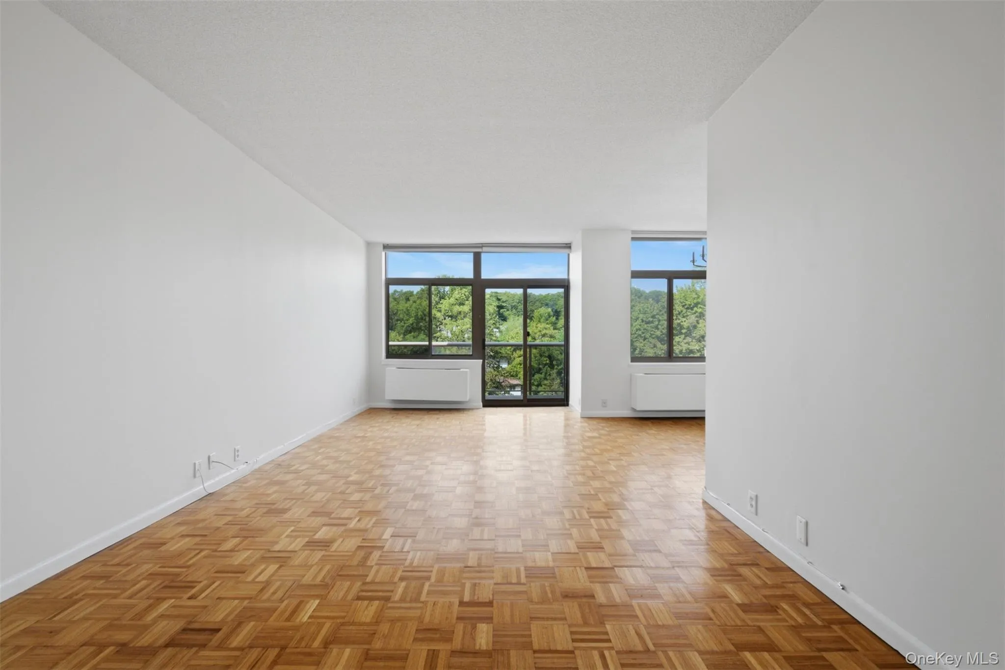 35 Chatsworth Avenue, Mamaroneck, NY, 2 Bedrooms Bedrooms, 5 Rooms Rooms,2 BathroomsBathrooms,Residential Lease,For Rent,Chatsworth,0,1045387 35 Chatsworth Avenue, Mamaroneck, NY, 2 Bedrooms Bedrooms, 5 Rooms Rooms,2 BathroomsBathrooms,Residential Lease,For Rent,Chatsworth,0,1045387