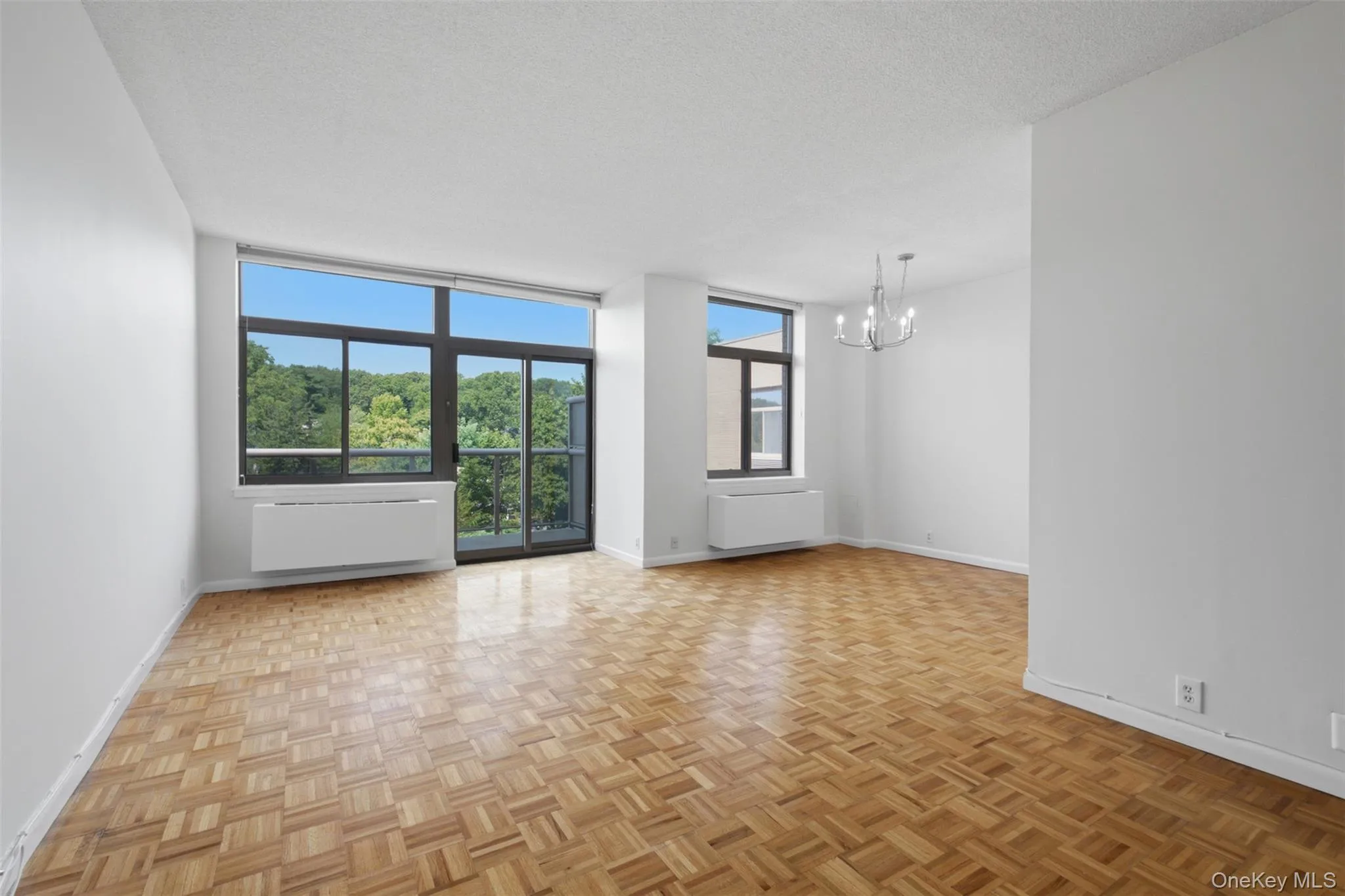 35 Chatsworth Avenue, Mamaroneck, NY, 2 Bedrooms Bedrooms, 5 Rooms Rooms,2 BathroomsBathrooms,Residential Lease,For Rent,Chatsworth,0,1045387 35 Chatsworth Avenue, Mamaroneck, NY, 2 Bedrooms Bedrooms, 5 Rooms Rooms,2 BathroomsBathrooms,Residential Lease,For Rent,Chatsworth,0,1045387