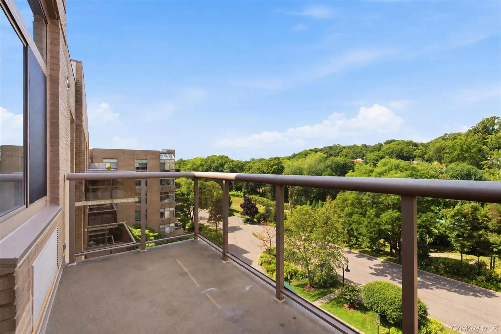 35 Chatsworth Avenue, Mamaroneck, NY, 2 Bedrooms Bedrooms, 5 Rooms Rooms,2 BathroomsBathrooms,Residential Lease,For Rent,Chatsworth,0,1045387 35 Chatsworth Avenue, Mamaroneck, NY, 2 Bedrooms Bedrooms, 5 Rooms Rooms,2 BathroomsBathrooms,Residential Lease,For Rent,Chatsworth,0,1045387