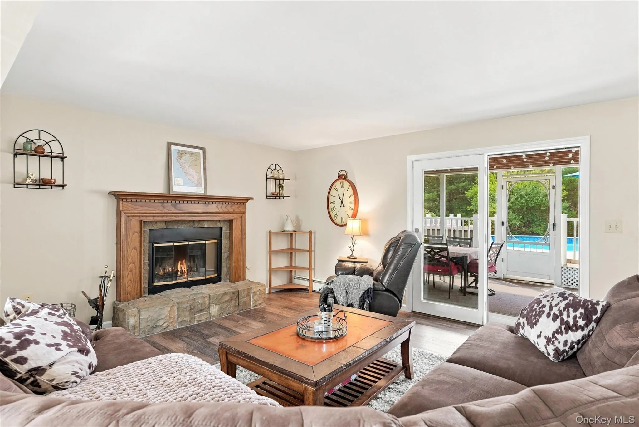 18 English Way, Pleasant Valley, NY, 4 Bedrooms Bedrooms, 14 Rooms Rooms,2 BathroomsBathrooms,Residential,For Rent,English,0,1045390 18 English Way, Pleasant Valley, NY, 4 Bedrooms Bedrooms, 14 Rooms Rooms,2 BathroomsBathrooms,Residential,For Rent,English,0,1045390