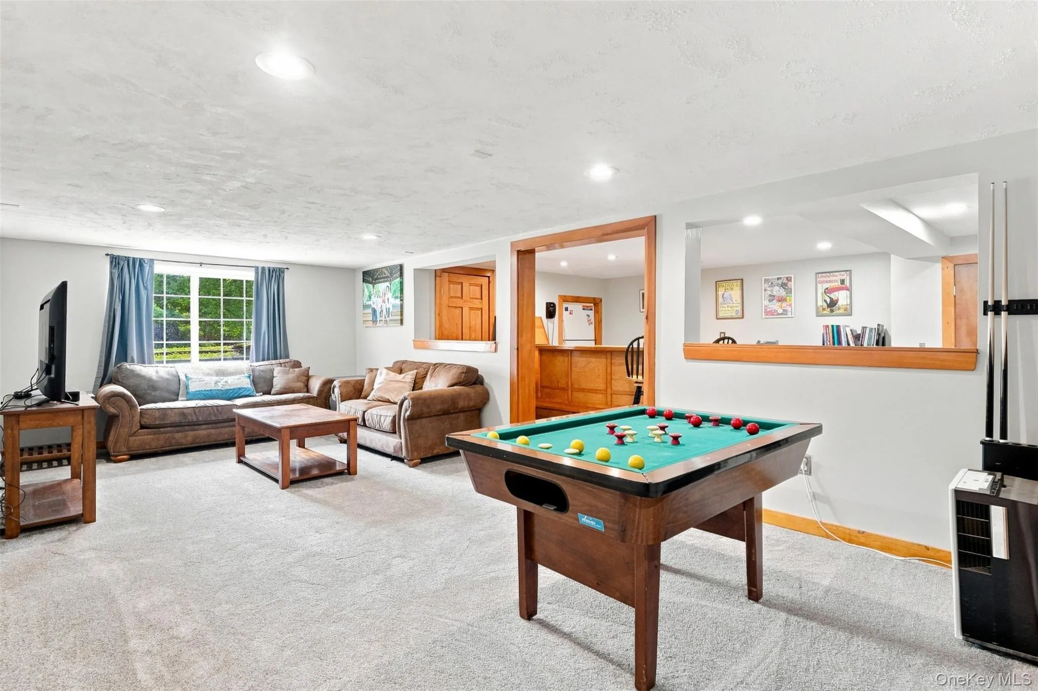 18 English Way, Pleasant Valley, NY, 4 Bedrooms Bedrooms, 14 Rooms Rooms,2 BathroomsBathrooms,Residential,For Rent,English,0,1045390 18 English Way, Pleasant Valley, NY, 4 Bedrooms Bedrooms, 14 Rooms Rooms,2 BathroomsBathrooms,Residential,For Rent,English,0,1045390