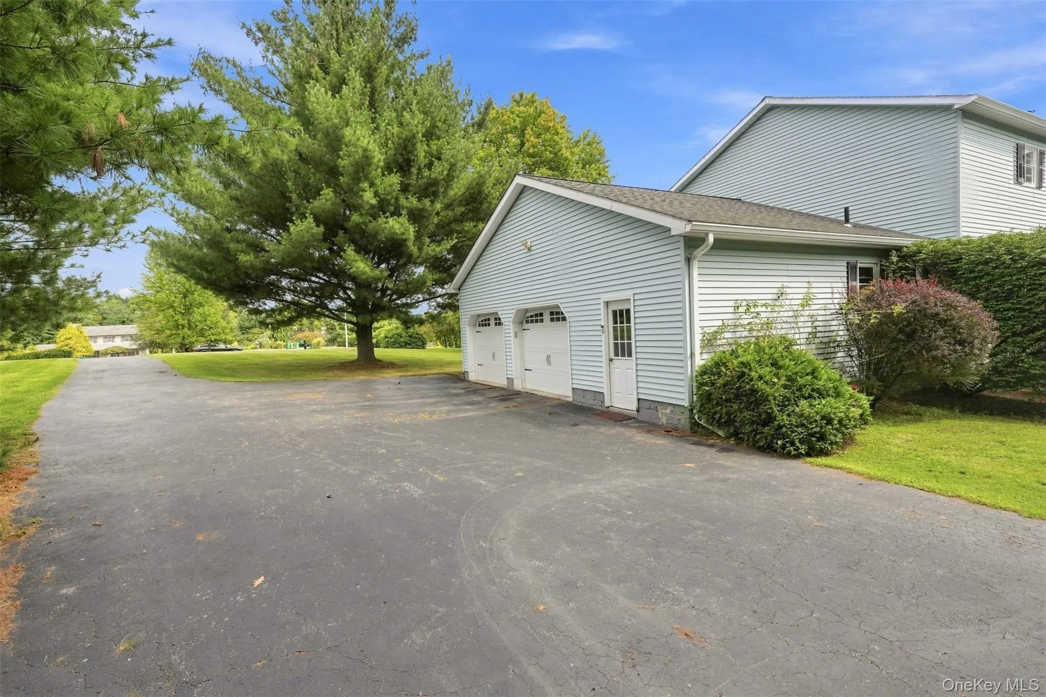 18 English Way, Pleasant Valley, NY, 4 Bedrooms Bedrooms, 14 Rooms Rooms,2 BathroomsBathrooms,Residential,For Rent,English,0,1045390 18 English Way, Pleasant Valley, NY, 4 Bedrooms Bedrooms, 14 Rooms Rooms,2 BathroomsBathrooms,Residential,For Rent,English,0,1045390
