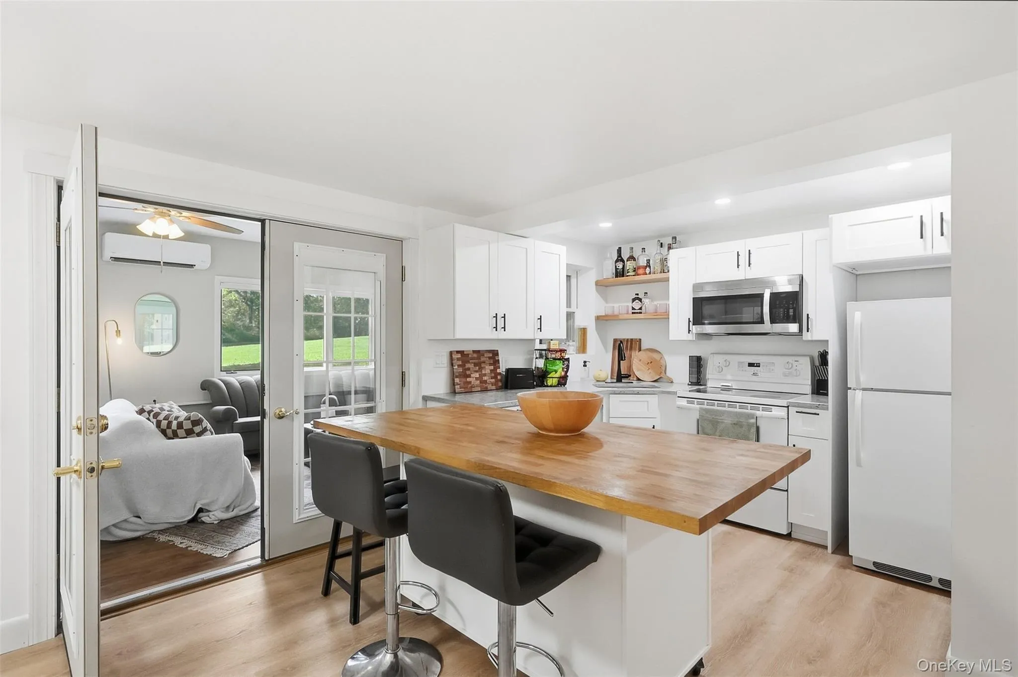 12 Wawayanda Road, Warwick (town), NY, 5 Bedrooms Bedrooms, 8 Rooms Rooms,4 BathroomsBathrooms,Residential,For Rent,Wawayanda,0,1045392 12 Wawayanda Road, Warwick (town), NY, 5 Bedrooms Bedrooms, 8 Rooms Rooms,4 BathroomsBathrooms,Residential,For Rent,Wawayanda,0,1045392