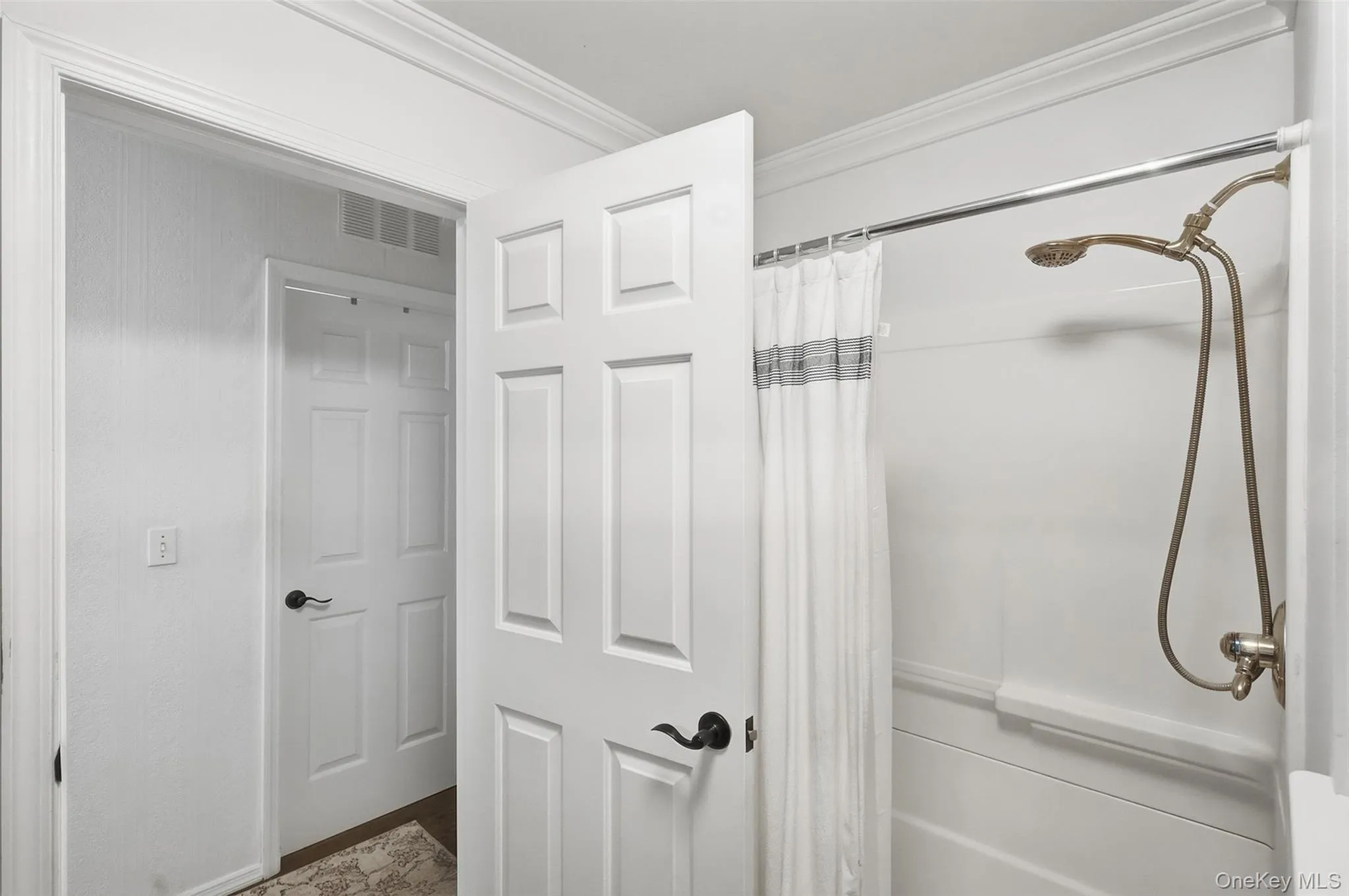 Upstairs full bathroom with tub Upstairs full bathroom with tub