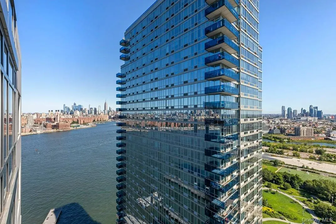 22 6th Street, New York, NY, 3 Bedrooms Bedrooms, 6 Rooms Rooms,3 BathroomsBathrooms,Residential Lease,For Rent,6th,0,1045393 22 6th Street, New York, NY, 3 Bedrooms Bedrooms, 6 Rooms Rooms,3 BathroomsBathrooms,Residential Lease,For Rent,6th,0,1045393