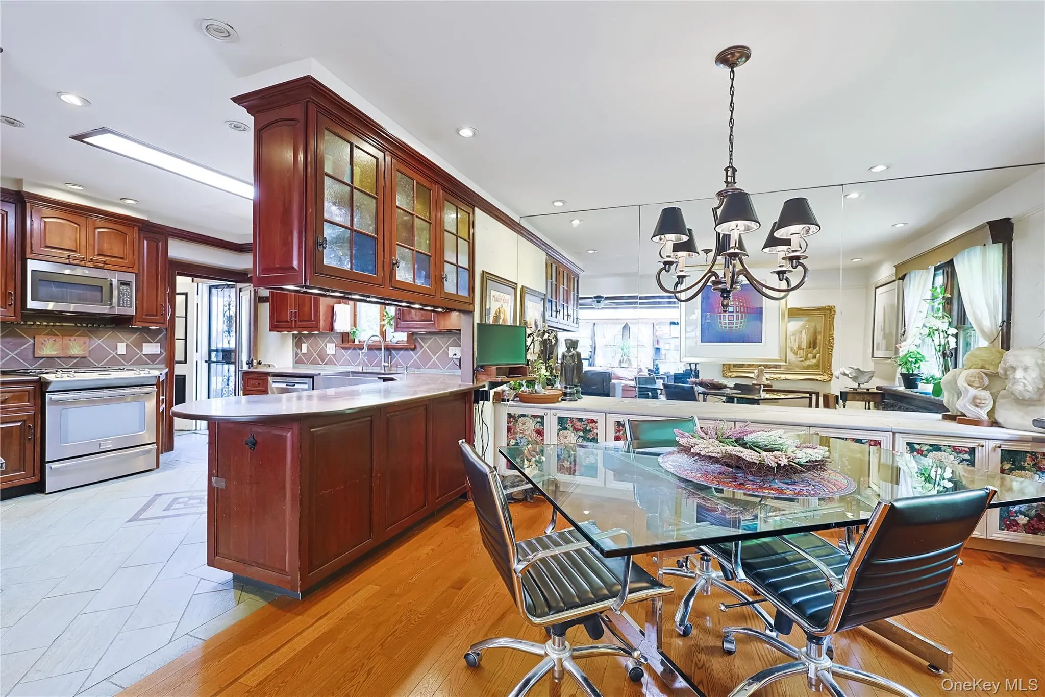 3 Crestwood Place, North Hempstead, NY, 3 Bedrooms Bedrooms, 8 Rooms Rooms,2 BathroomsBathrooms,Residential,For Rent,Crestwood,0,1045396 3 Crestwood Place, North Hempstead, NY, 3 Bedrooms Bedrooms, 8 Rooms Rooms,2 BathroomsBathrooms,Residential,For Rent,Crestwood,0,1045396