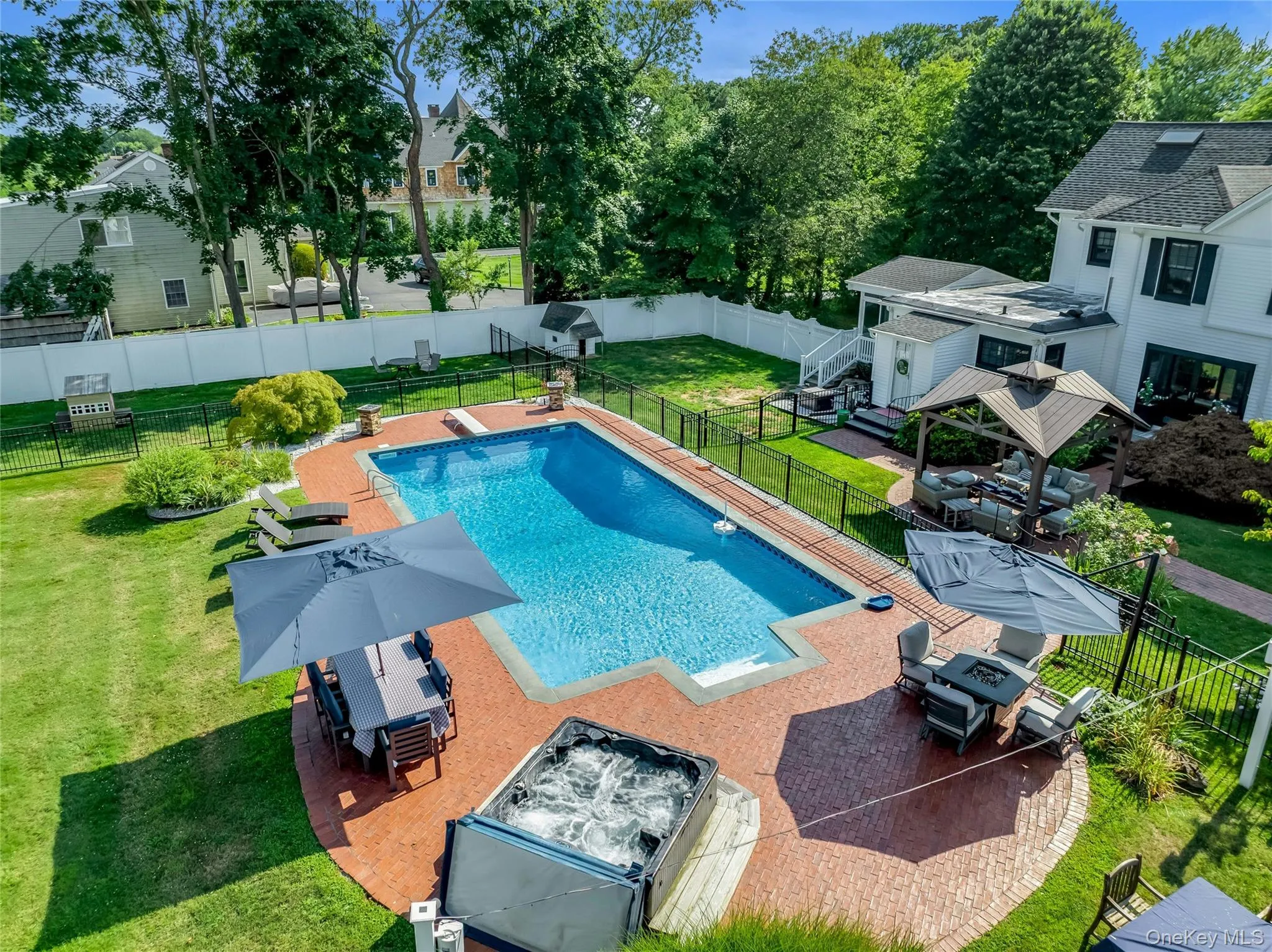 75 Penataquit Avenue, Islip, NY, 6 Bedrooms Bedrooms, 10 Rooms Rooms,3 BathroomsBathrooms,Residential,For Rent,Penataquit,0,1045401 75 Penataquit Avenue, Islip, NY, 6 Bedrooms Bedrooms, 10 Rooms Rooms,3 BathroomsBathrooms,Residential,For Rent,Penataquit,0,1045401