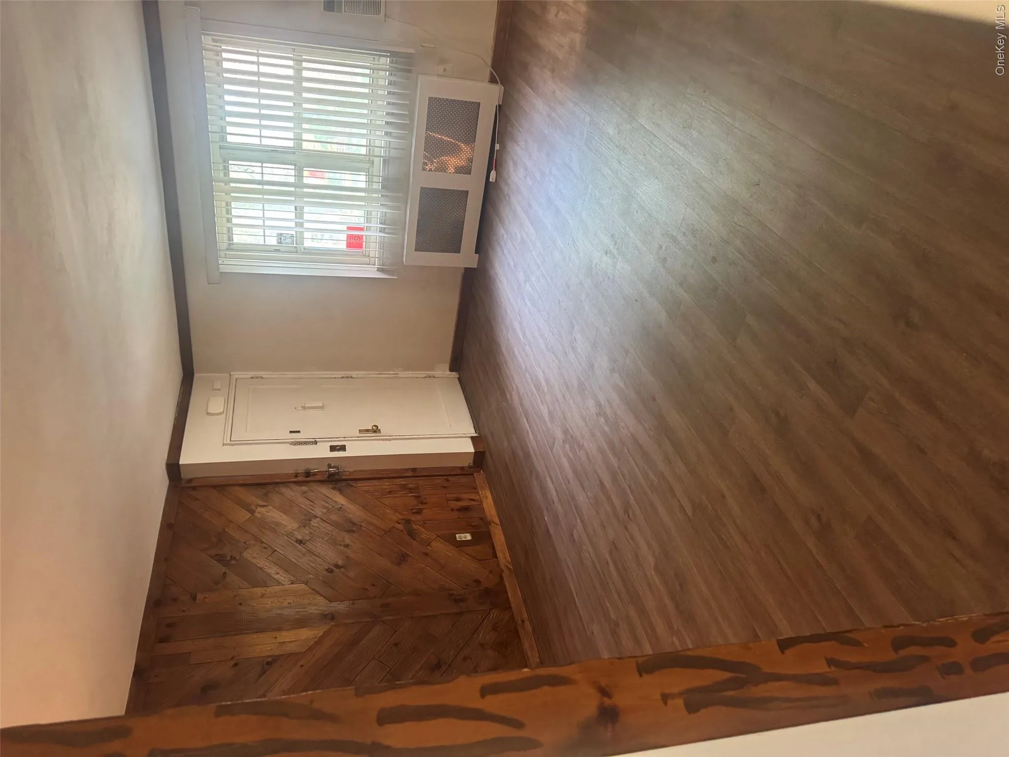 253-24 61st avenue, New York, NY, 3 Bedrooms Bedrooms, 5 Rooms Rooms,1 BathroomBathrooms,Residential,For Rent,61st avenue,0,1045403 253-24 61st avenue, New York, NY, 3 Bedrooms Bedrooms, 5 Rooms Rooms,1 BathroomBathrooms,Residential,For Rent,61st avenue,0,1045403