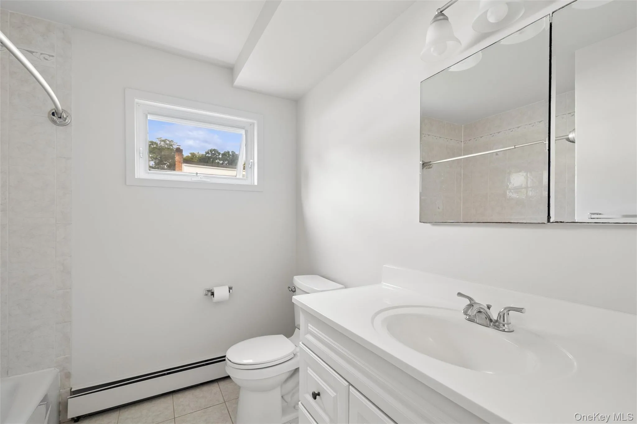 544 Park Avenue, Brookhaven, NY, 4 Bedrooms Bedrooms, 9 Rooms Rooms,2 BathroomsBathrooms,Residential,For Rent,Park,0,1045406 544 Park Avenue, Brookhaven, NY, 4 Bedrooms Bedrooms, 9 Rooms Rooms,2 BathroomsBathrooms,Residential,For Rent,Park,0,1045406