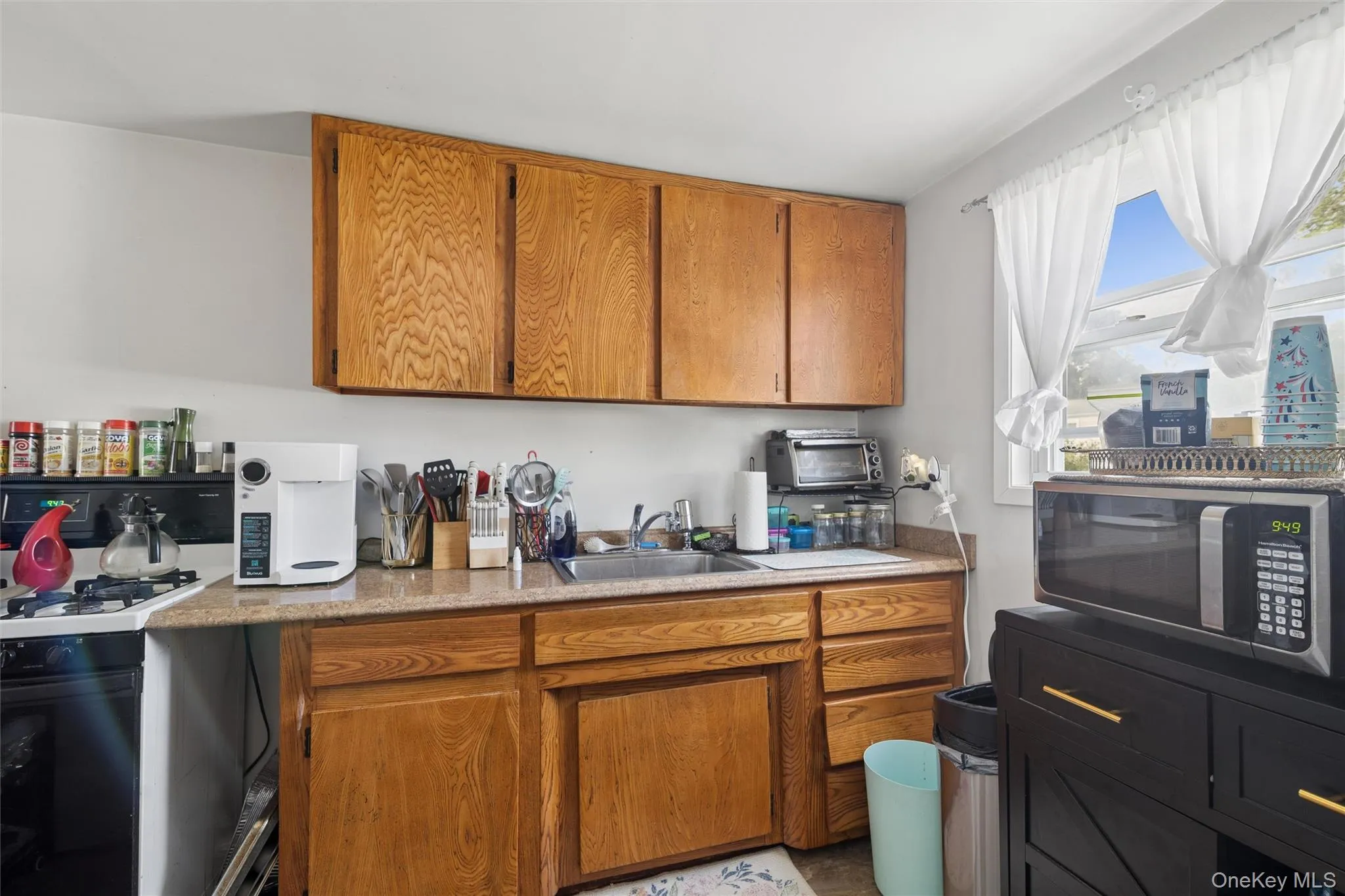 544 Park Avenue, Brookhaven, NY, 4 Bedrooms Bedrooms, 9 Rooms Rooms,2 BathroomsBathrooms,Residential,For Rent,Park,0,1045406 544 Park Avenue, Brookhaven, NY, 4 Bedrooms Bedrooms, 9 Rooms Rooms,2 BathroomsBathrooms,Residential,For Rent,Park,0,1045406