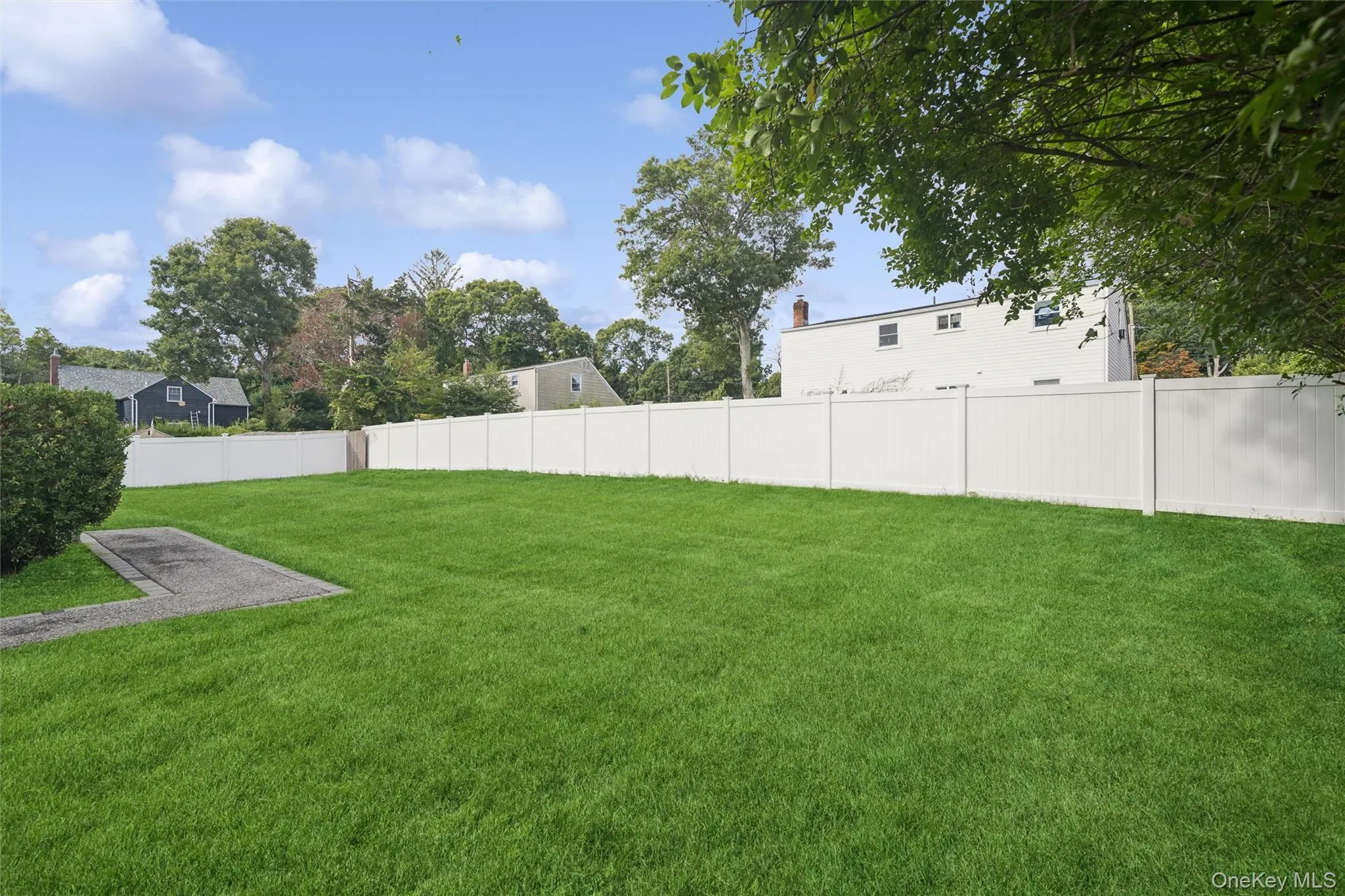 544 Park Avenue, Brookhaven, NY, 4 Bedrooms Bedrooms, 9 Rooms Rooms,2 BathroomsBathrooms,Residential,For Rent,Park,0,1045406 544 Park Avenue, Brookhaven, NY, 4 Bedrooms Bedrooms, 9 Rooms Rooms,2 BathroomsBathrooms,Residential,For Rent,Park,0,1045406