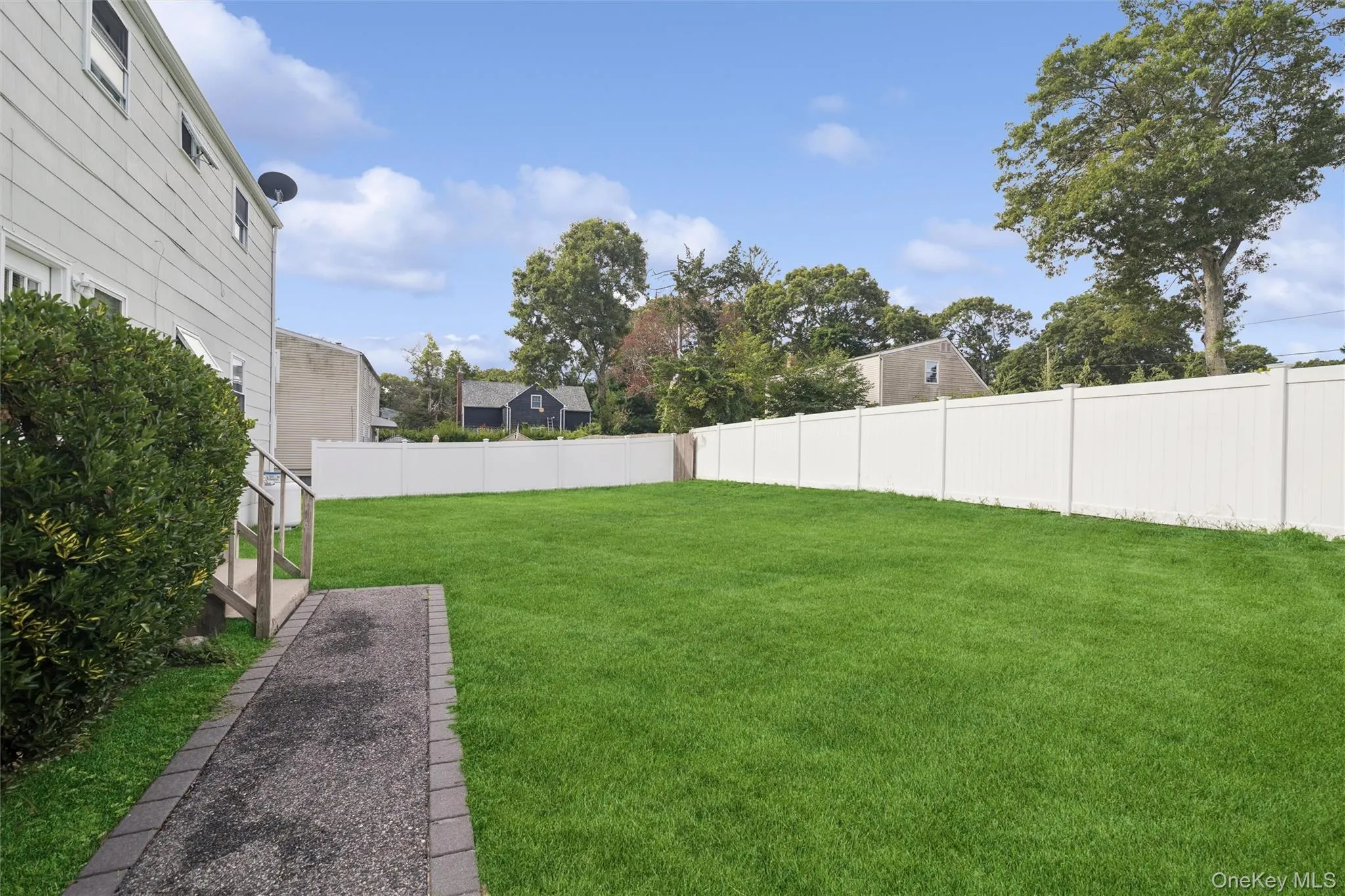 544 Park Avenue, Brookhaven, NY, 4 Bedrooms Bedrooms, 9 Rooms Rooms,2 BathroomsBathrooms,Residential,For Rent,Park,0,1045406 544 Park Avenue, Brookhaven, NY, 4 Bedrooms Bedrooms, 9 Rooms Rooms,2 BathroomsBathrooms,Residential,For Rent,Park,0,1045406