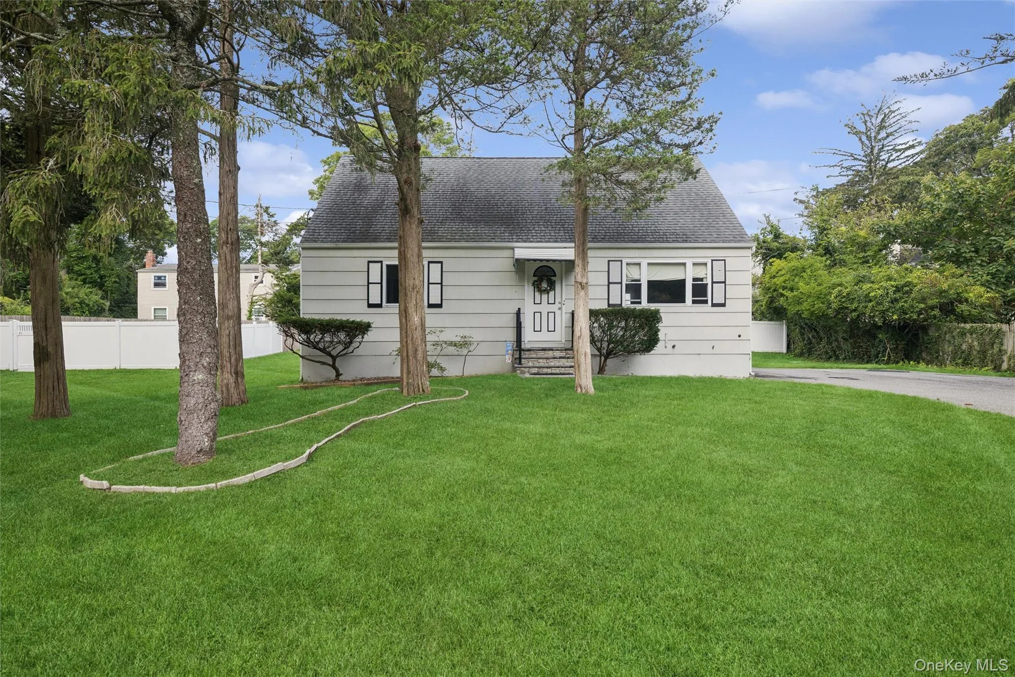 544 Park Avenue, Brookhaven, NY, 4 Bedrooms Bedrooms, 9 Rooms Rooms,2 BathroomsBathrooms,Residential,For Rent,Park,0,1045406 544 Park Avenue, Brookhaven, NY, 4 Bedrooms Bedrooms, 9 Rooms Rooms,2 BathroomsBathrooms,Residential,For Rent,Park,0,1045406