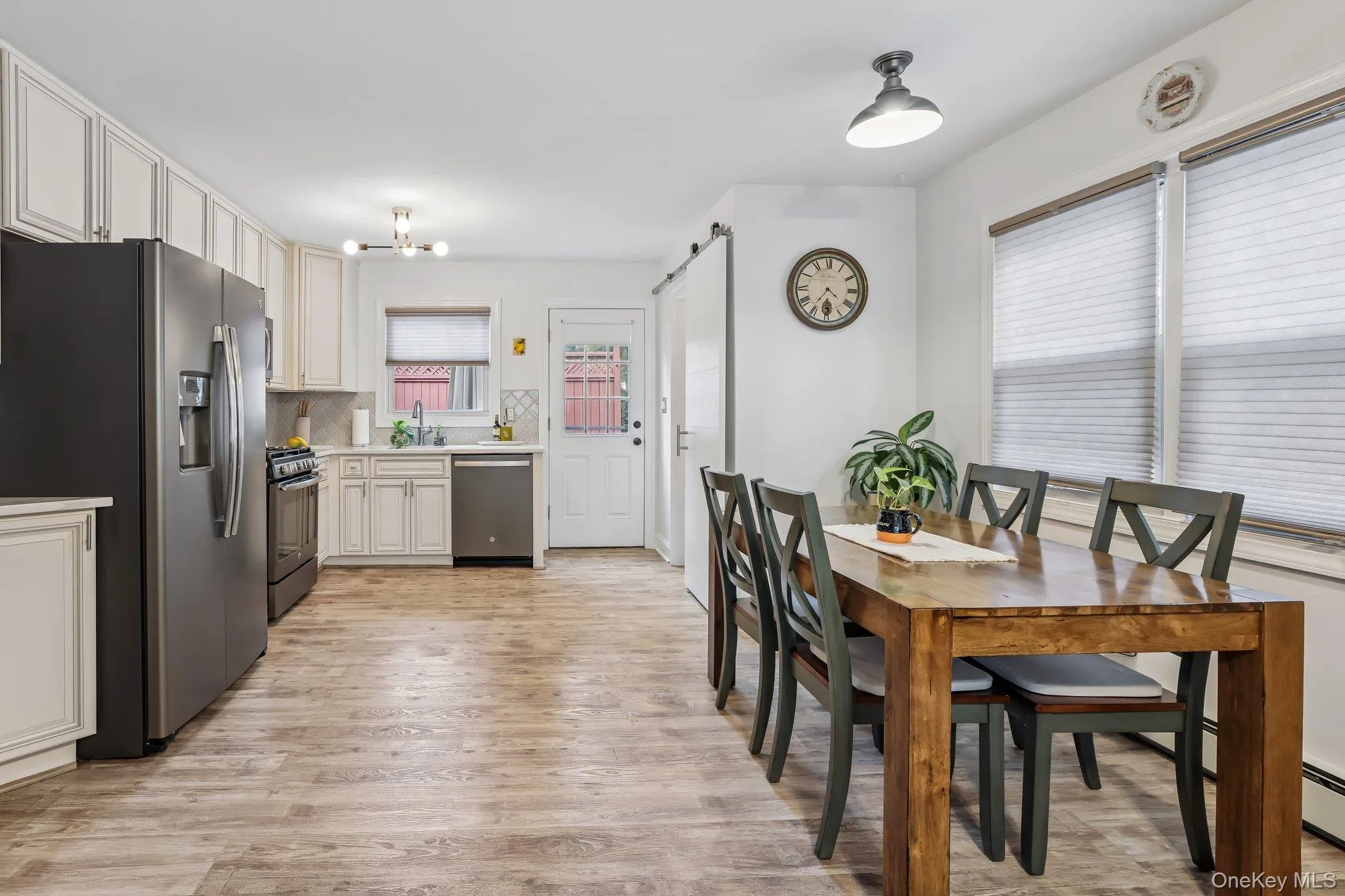 7 Center Street, Ramapo, NY, 2 Bedrooms Bedrooms, 5 Rooms Rooms,1 BathroomBathrooms,Residential,For Rent,Center,0,1045409 7 Center Street, Ramapo, NY, 2 Bedrooms Bedrooms, 5 Rooms Rooms,1 BathroomBathrooms,Residential,For Rent,Center,0,1045409