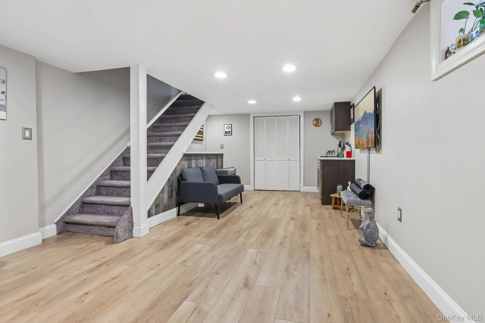7 Center Street, Ramapo, NY, 2 Bedrooms Bedrooms, 5 Rooms Rooms,1 BathroomBathrooms,Residential,For Rent,Center,0,1045409 7 Center Street, Ramapo, NY, 2 Bedrooms Bedrooms, 5 Rooms Rooms,1 BathroomBathrooms,Residential,For Rent,Center,0,1045409