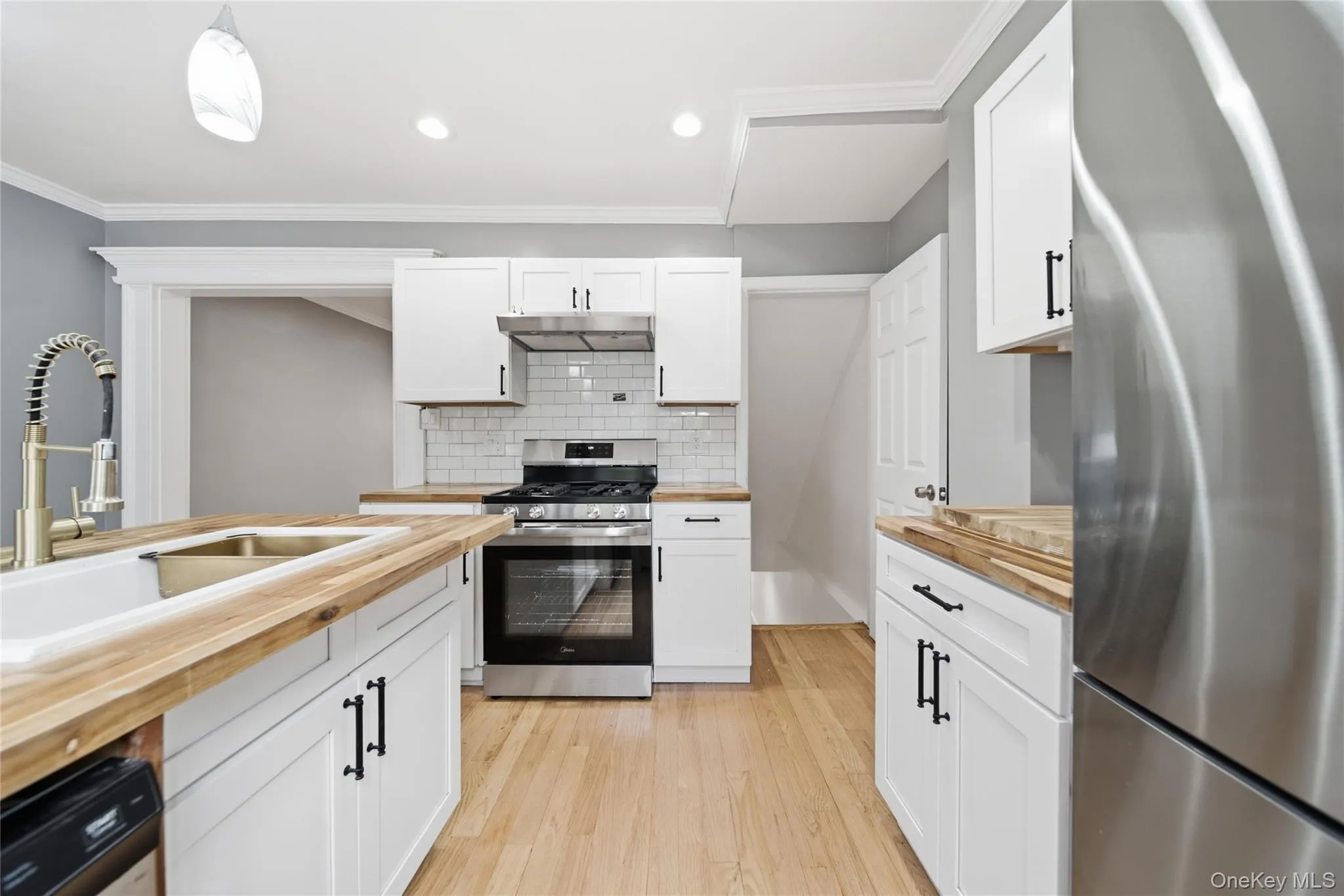 15749 9th Avenue, New York, NY, 2 Bedrooms Bedrooms, 5 Rooms Rooms,1 BathroomBathrooms,Residential Lease,For Rent,9th,0,1045415 15749 9th Avenue, New York, NY, 2 Bedrooms Bedrooms, 5 Rooms Rooms,1 BathroomBathrooms,Residential Lease,For Rent,9th,0,1045415