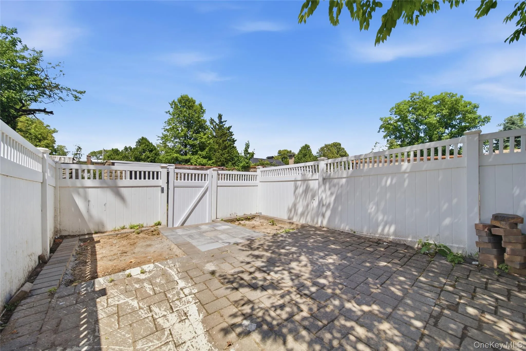 15749 9th Avenue, New York, NY, 2 Bedrooms Bedrooms, 5 Rooms Rooms,1 BathroomBathrooms,Residential Lease,For Rent,9th,0,1045415 15749 9th Avenue, New York, NY, 2 Bedrooms Bedrooms, 5 Rooms Rooms,1 BathroomBathrooms,Residential Lease,For Rent,9th,0,1045415