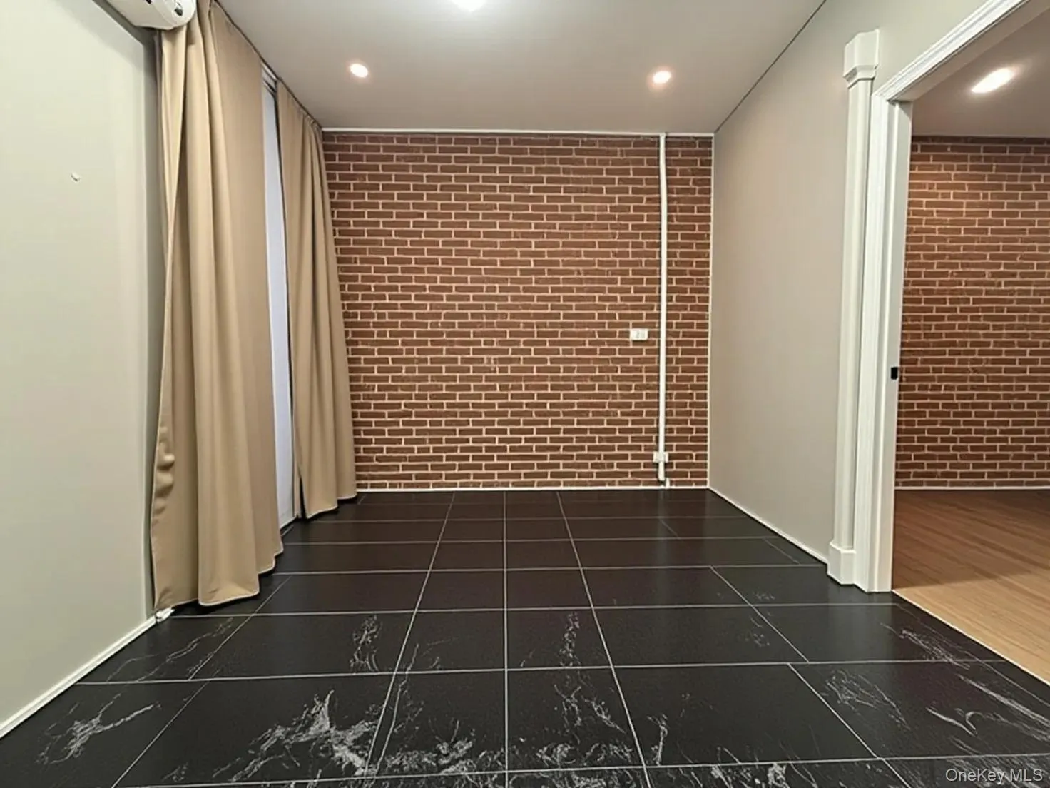 1400 Flatbush Avenue, New York, NY, 1 Bedroom Bedrooms, 4 Rooms Rooms,1 BathroomBathrooms,Residential Lease,For Rent,Flatbush,0,1045416 1400 Flatbush Avenue, New York, NY, 1 Bedroom Bedrooms, 4 Rooms Rooms,1 BathroomBathrooms,Residential Lease,For Rent,Flatbush,0,1045416