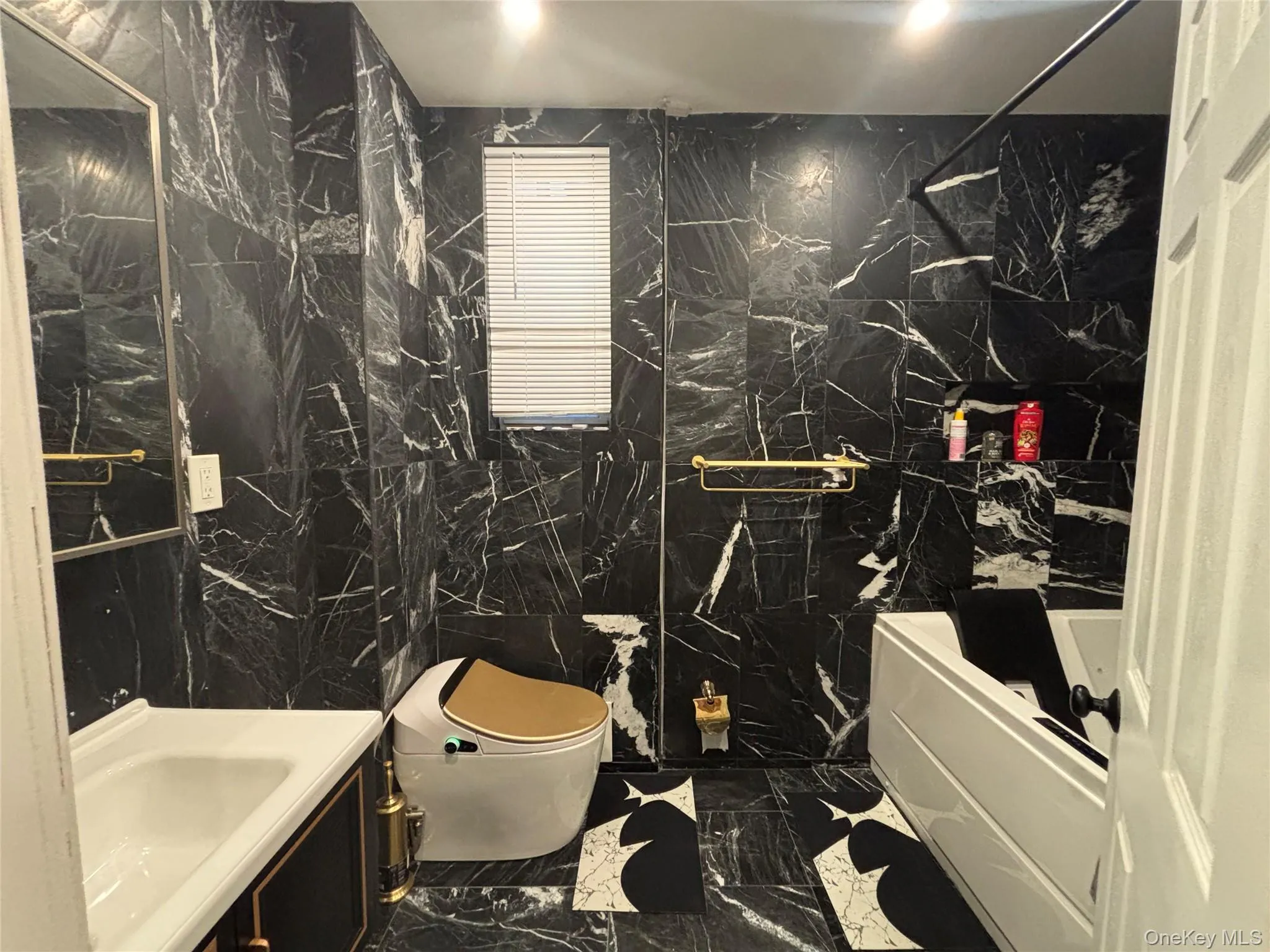1400 Flatbush Avenue, New York, NY, 1 Bedroom Bedrooms, 4 Rooms Rooms,1 BathroomBathrooms,Residential Lease,For Rent,Flatbush,0,1045416 1400 Flatbush Avenue, New York, NY, 1 Bedroom Bedrooms, 4 Rooms Rooms,1 BathroomBathrooms,Residential Lease,For Rent,Flatbush,0,1045416