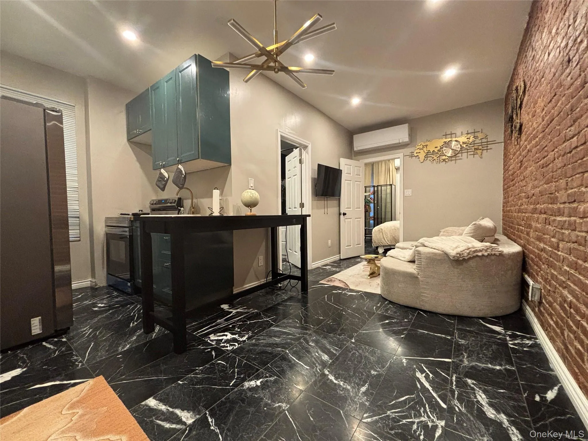 1400 Flatbush Avenue, New York, NY, 1 Bedroom Bedrooms, 4 Rooms Rooms,1 BathroomBathrooms,Residential Lease,For Rent,Flatbush,0,1045416 1400 Flatbush Avenue, New York, NY, 1 Bedroom Bedrooms, 4 Rooms Rooms,1 BathroomBathrooms,Residential Lease,For Rent,Flatbush,0,1045416