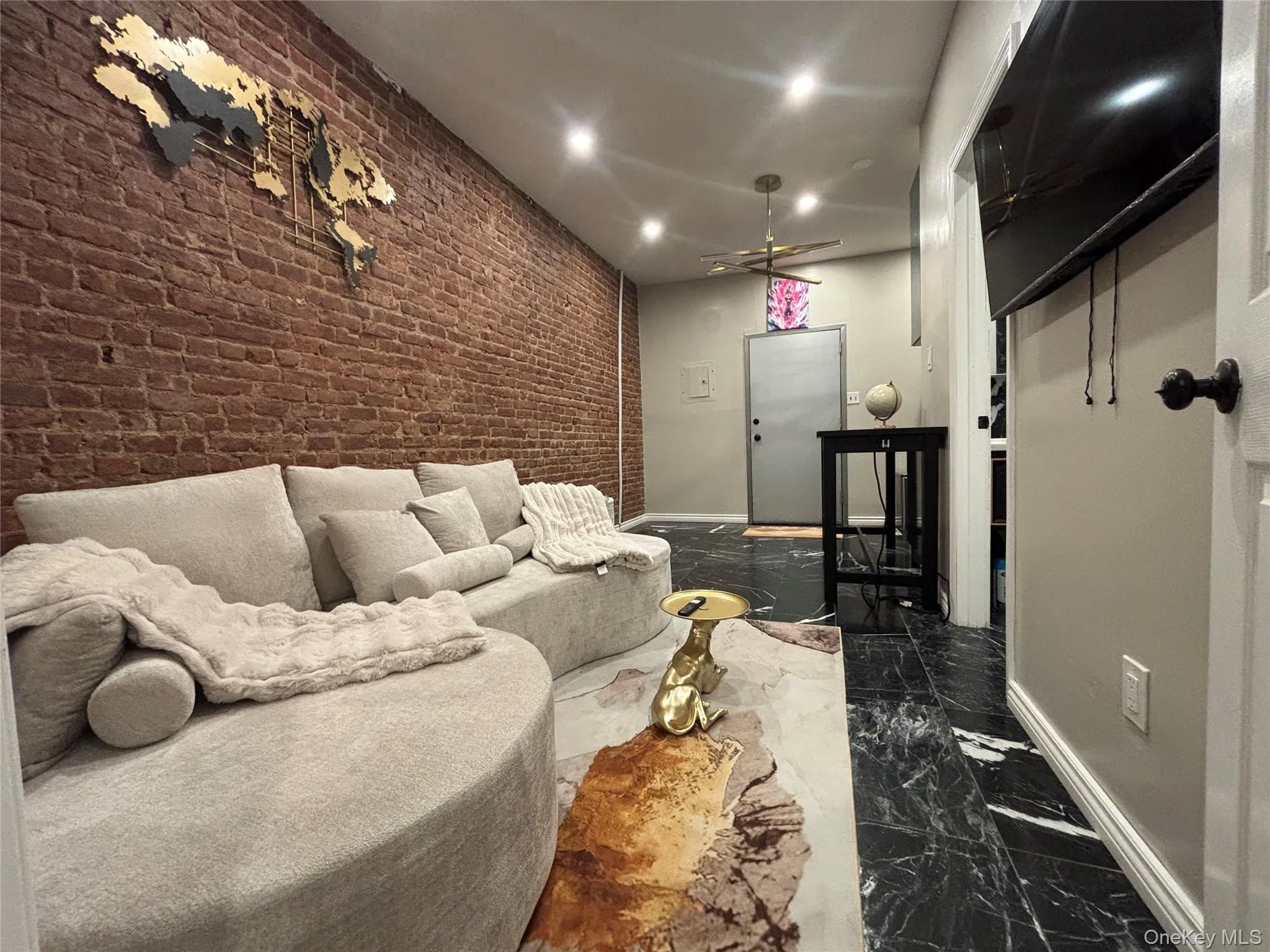 1400 Flatbush Avenue, New York, NY, 1 Bedroom Bedrooms, 4 Rooms Rooms,1 BathroomBathrooms,Residential Lease,For Rent,Flatbush,0,1045416 1400 Flatbush Avenue, New York, NY, 1 Bedroom Bedrooms, 4 Rooms Rooms,1 BathroomBathrooms,Residential Lease,For Rent,Flatbush,0,1045416