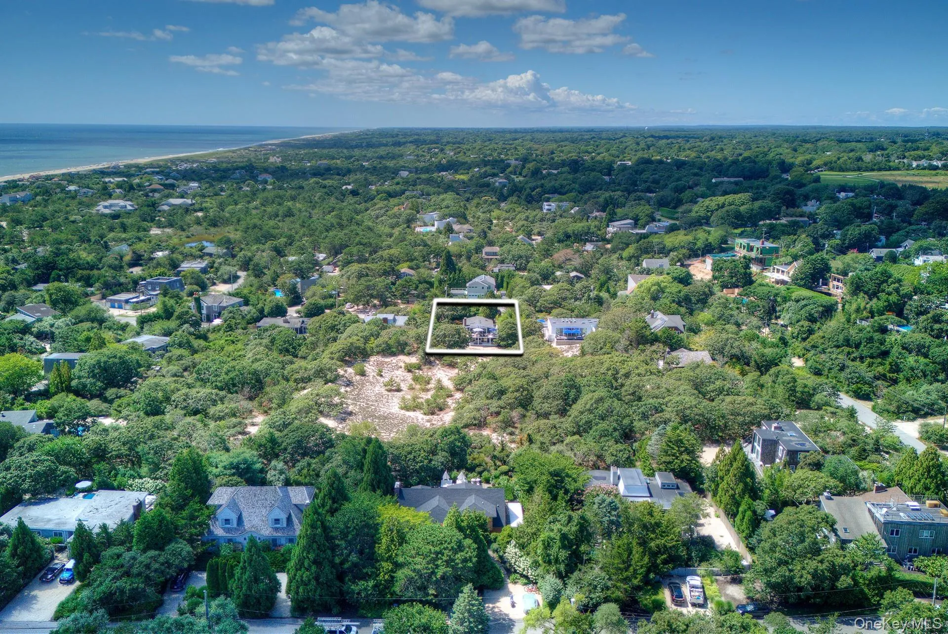 18 Cliff Road, East Hampton, NY, 3 Bedrooms Bedrooms, 9 Rooms Rooms,2 BathroomsBathrooms,Residential,For Rent,Cliff,0,1045420 18 Cliff Road, East Hampton, NY, 3 Bedrooms Bedrooms, 9 Rooms Rooms,2 BathroomsBathrooms,Residential,For Rent,Cliff,0,1045420