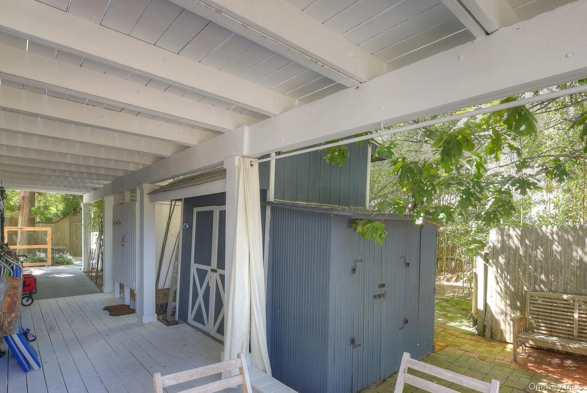 18 Cliff Road, East Hampton, NY, 3 Bedrooms Bedrooms, 9 Rooms Rooms,2 BathroomsBathrooms,Residential,For Rent,Cliff,0,1045420 18 Cliff Road, East Hampton, NY, 3 Bedrooms Bedrooms, 9 Rooms Rooms,2 BathroomsBathrooms,Residential,For Rent,Cliff,0,1045420