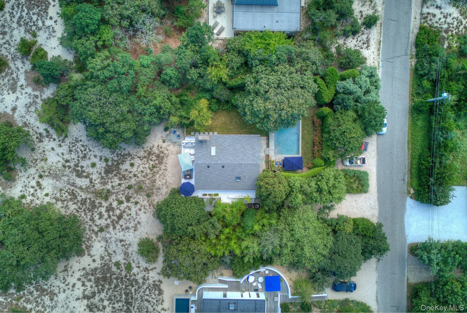 18 Cliff Road, East Hampton, NY, 3 Bedrooms Bedrooms, 9 Rooms Rooms,2 BathroomsBathrooms,Residential,For Rent,Cliff,0,1045420 18 Cliff Road, East Hampton, NY, 3 Bedrooms Bedrooms, 9 Rooms Rooms,2 BathroomsBathrooms,Residential,For Rent,Cliff,0,1045420