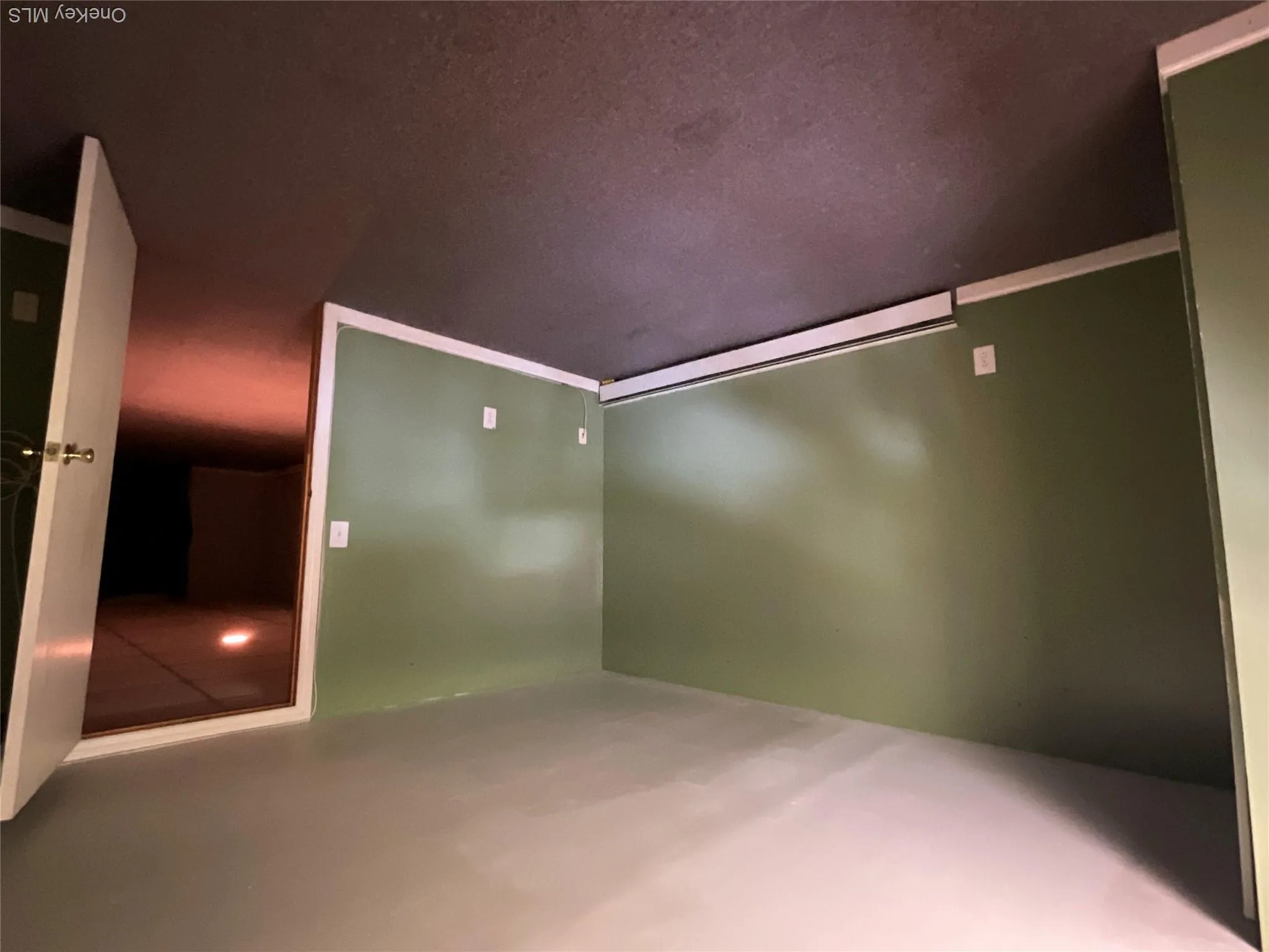 28 Pleasant Avenue, Oyster Bay, NY, 3 Bedrooms Bedrooms, 7 Rooms Rooms,2 BathroomsBathrooms,Residential,For Rent,Pleasant,0,1045429 28 Pleasant Avenue, Oyster Bay, NY, 3 Bedrooms Bedrooms, 7 Rooms Rooms,2 BathroomsBathrooms,Residential,For Rent,Pleasant,0,1045429