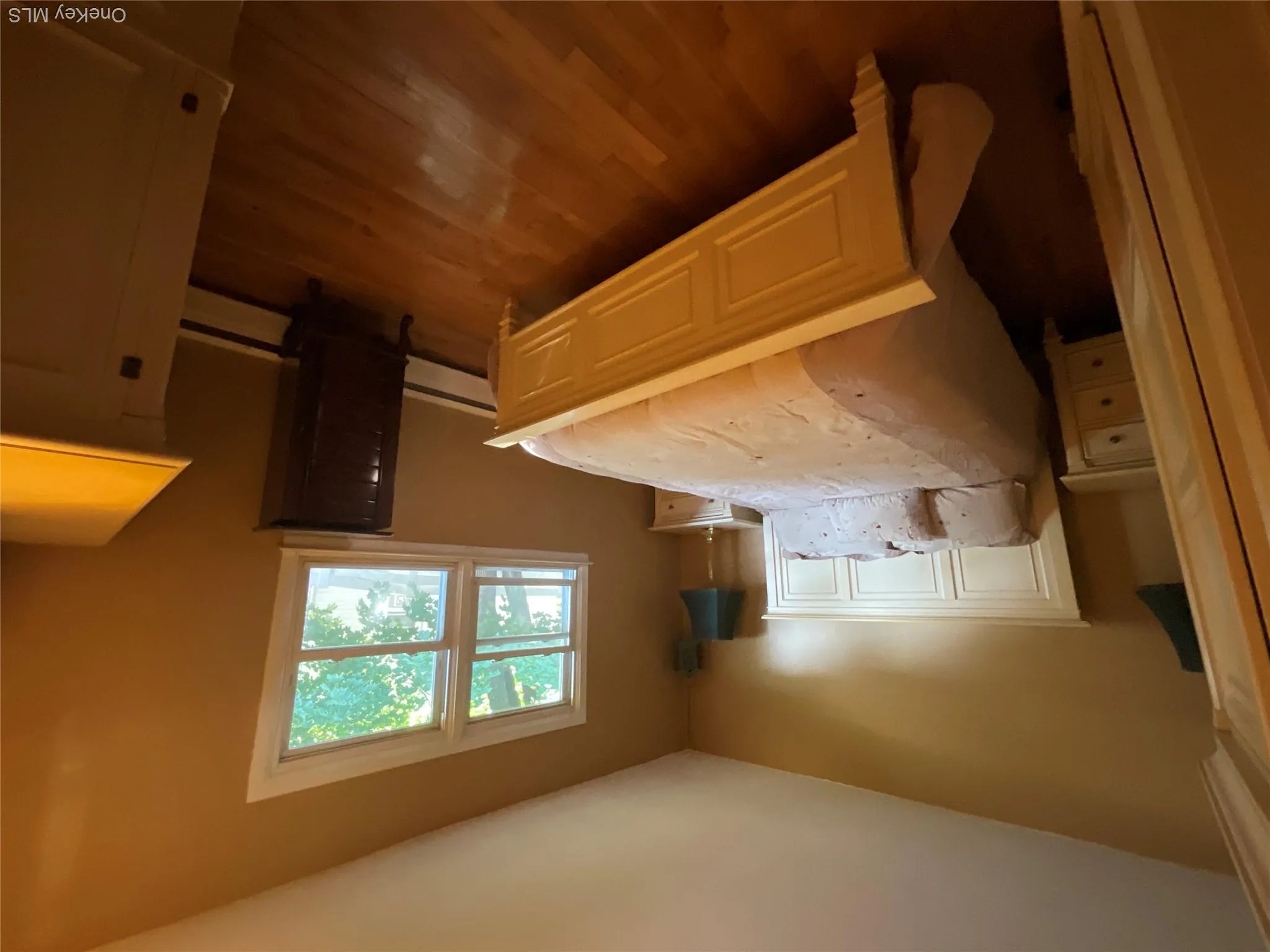 28 Pleasant Avenue, Oyster Bay, NY, 3 Bedrooms Bedrooms, 7 Rooms Rooms,2 BathroomsBathrooms,Residential,For Rent,Pleasant,0,1045429 28 Pleasant Avenue, Oyster Bay, NY, 3 Bedrooms Bedrooms, 7 Rooms Rooms,2 BathroomsBathrooms,Residential,For Rent,Pleasant,0,1045429