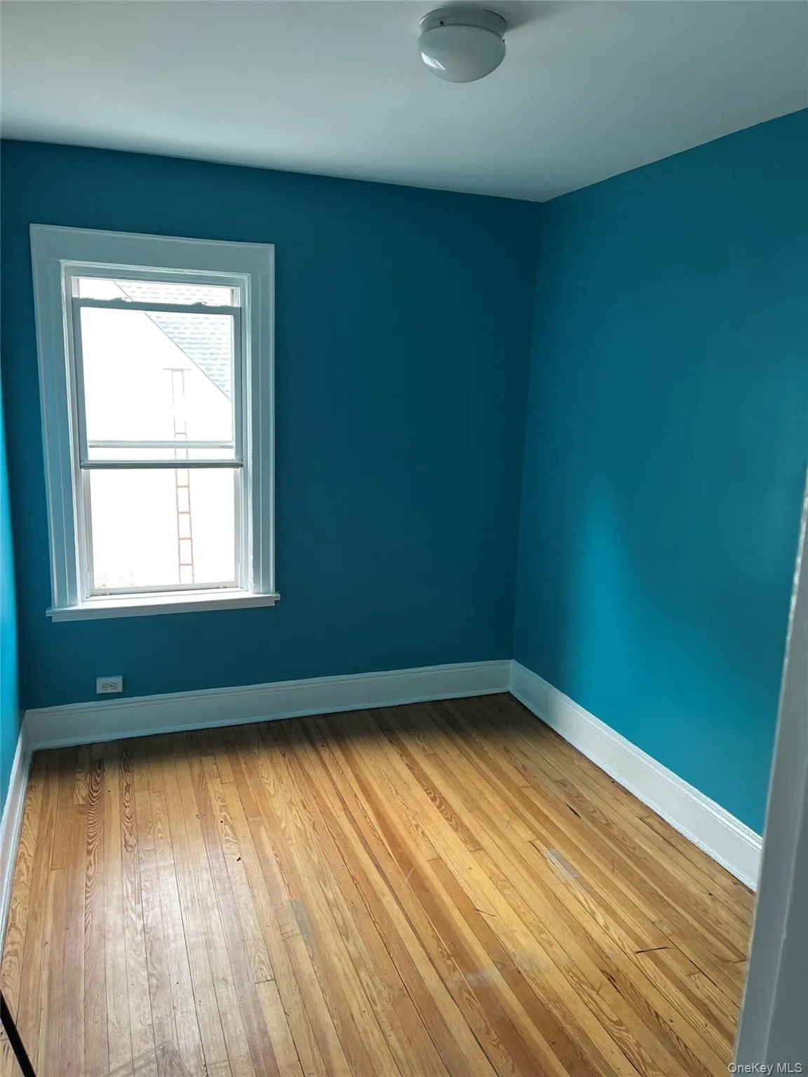 89-04 182nd Place, New York, NY, 3 Bedrooms Bedrooms, 6 Rooms Rooms,2 BathroomsBathrooms,Residential Lease,For Rent,182nd,0,1045436 89-04 182nd Place, New York, NY, 3 Bedrooms Bedrooms, 6 Rooms Rooms,2 BathroomsBathrooms,Residential Lease,For Rent,182nd,0,1045436