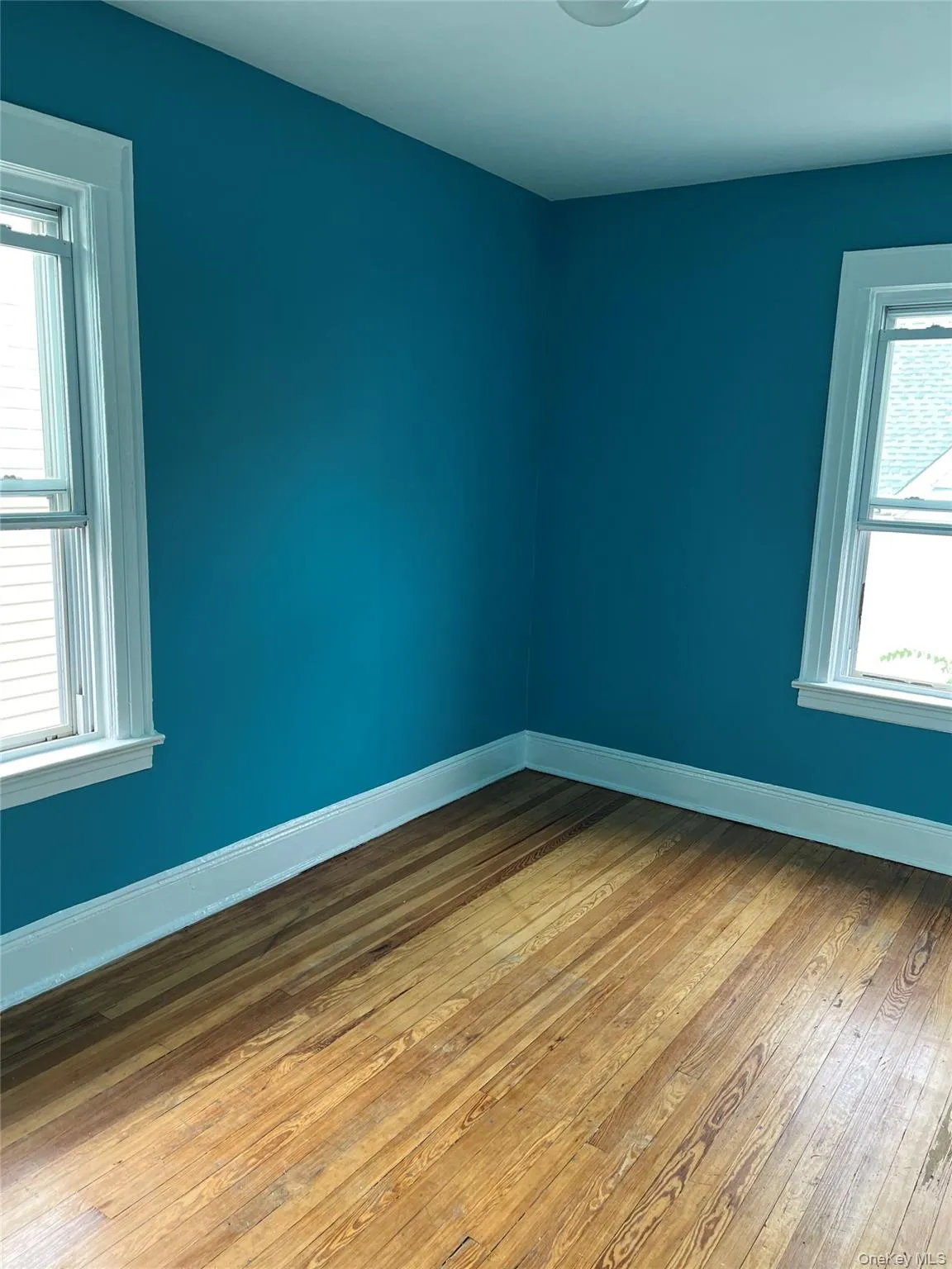 89-04 182nd Place, New York, NY, 3 Bedrooms Bedrooms, 6 Rooms Rooms,2 BathroomsBathrooms,Residential Lease,For Rent,182nd,0,1045436 89-04 182nd Place, New York, NY, 3 Bedrooms Bedrooms, 6 Rooms Rooms,2 BathroomsBathrooms,Residential Lease,For Rent,182nd,0,1045436