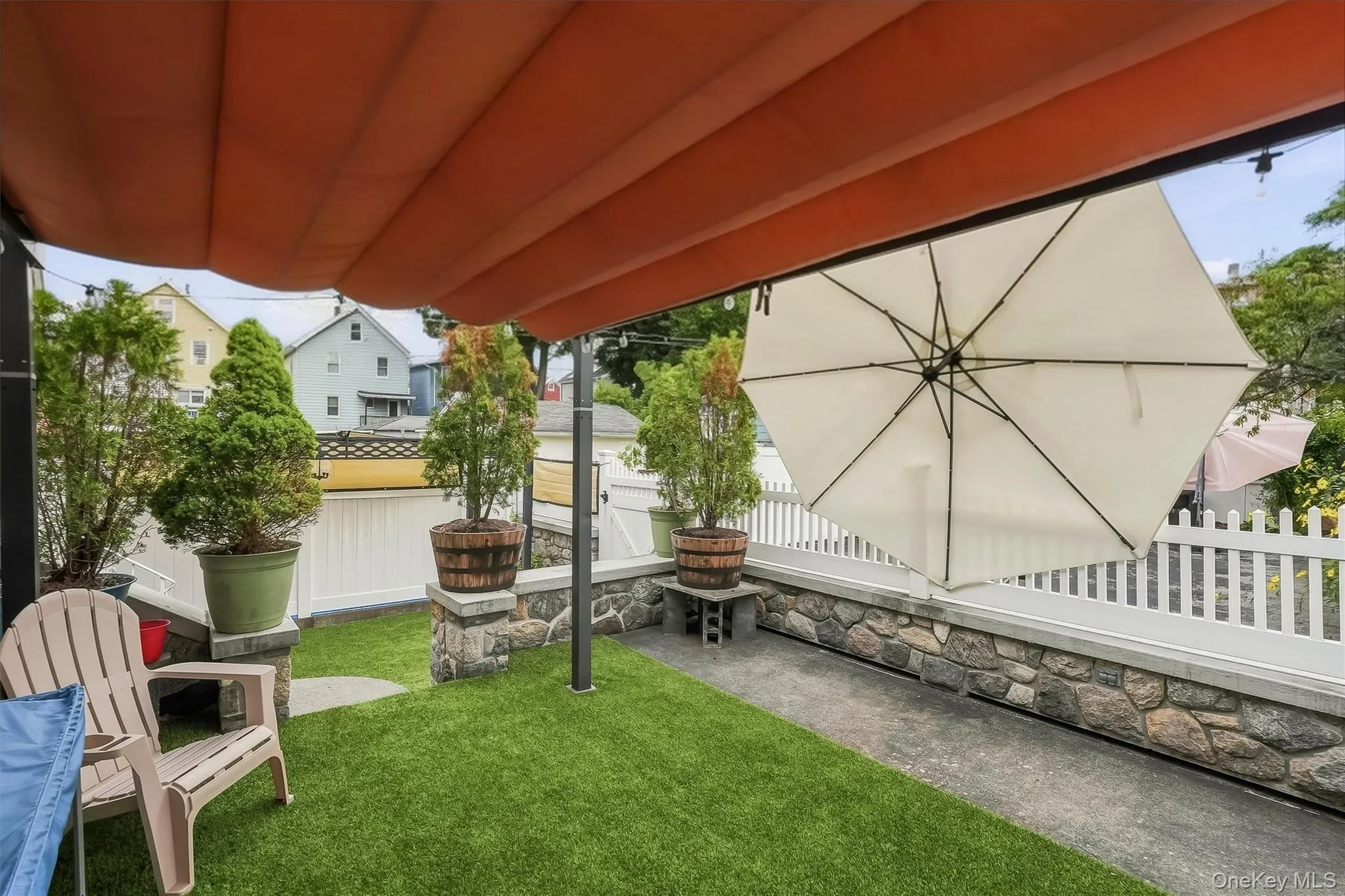Enjoy seasonal days in your own backyard. Enjoy seasonal days in your own backyard.