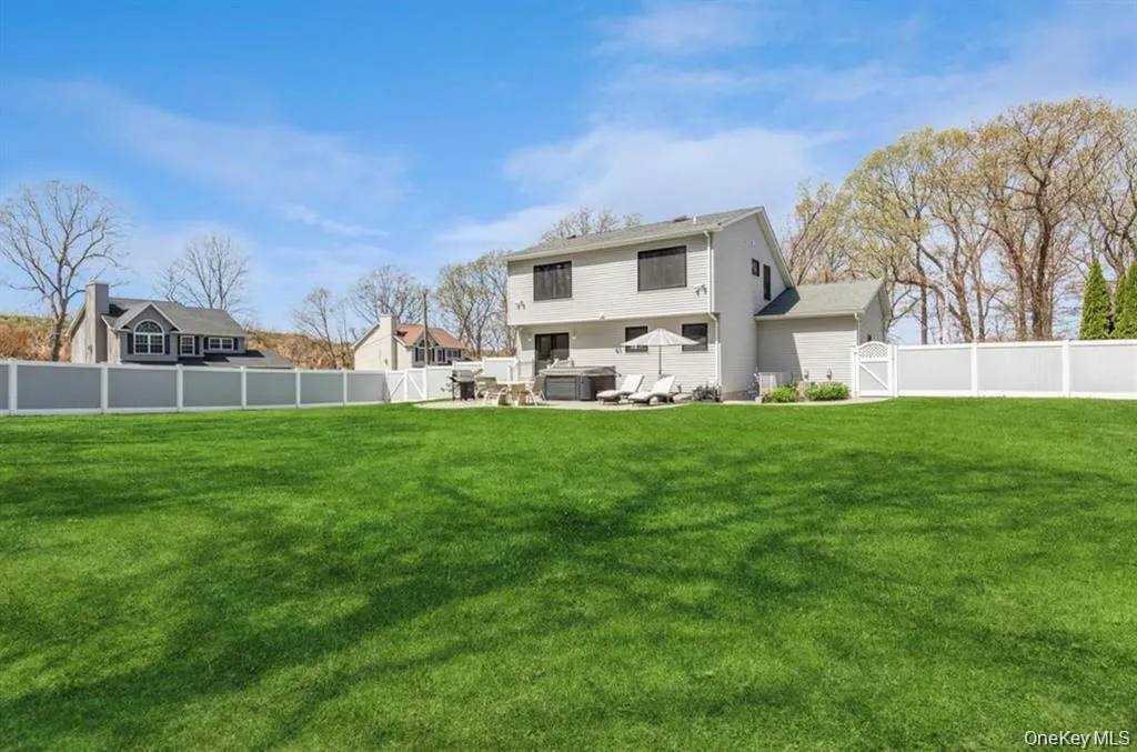 12 Midvale Avenue, Brookhaven, NY, 4 Bedrooms Bedrooms, 7 Rooms Rooms,3 BathroomsBathrooms,Residential,For Rent,Midvale,0,1045441 12 Midvale Avenue, Brookhaven, NY, 4 Bedrooms Bedrooms, 7 Rooms Rooms,3 BathroomsBathrooms,Residential,For Rent,Midvale,0,1045441