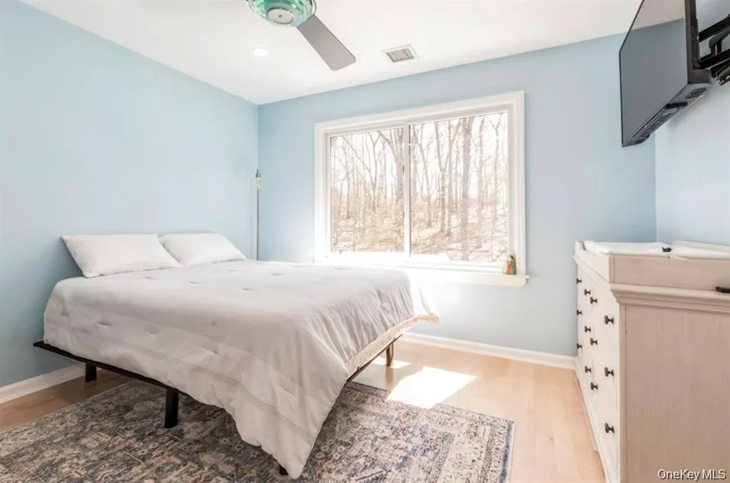 12 Midvale Avenue, Brookhaven, NY, 4 Bedrooms Bedrooms, 7 Rooms Rooms,3 BathroomsBathrooms,Residential,For Rent,Midvale,0,1045441 12 Midvale Avenue, Brookhaven, NY, 4 Bedrooms Bedrooms, 7 Rooms Rooms,3 BathroomsBathrooms,Residential,For Rent,Midvale,0,1045441