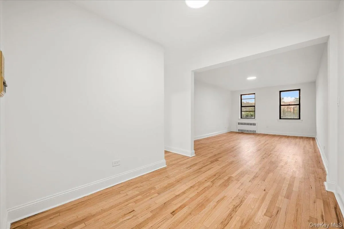 3260 Netherland Avenue, New York, NY, 1 Bedroom Bedrooms, 4 Rooms Rooms,1 BathroomBathrooms,Residential,For Rent,Netherland,0,1045442 3260 Netherland Avenue, New York, NY, 1 Bedroom Bedrooms, 4 Rooms Rooms,1 BathroomBathrooms,Residential,For Rent,Netherland,0,1045442
