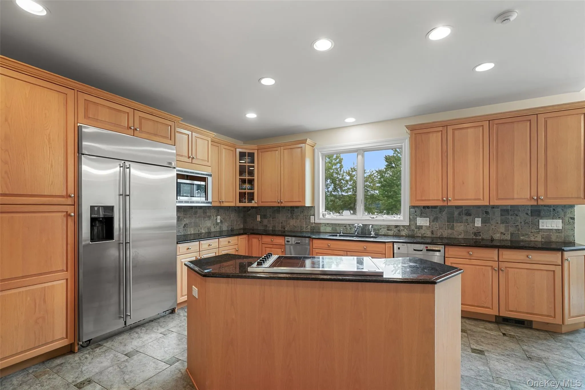 18 Clara Lane, Carmel, NY, 4 Bedrooms Bedrooms, 9 Rooms Rooms,4 BathroomsBathrooms,Residential,For Rent,Clara,0,1045446 18 Clara Lane, Carmel, NY, 4 Bedrooms Bedrooms, 9 Rooms Rooms,4 BathroomsBathrooms,Residential,For Rent,Clara,0,1045446