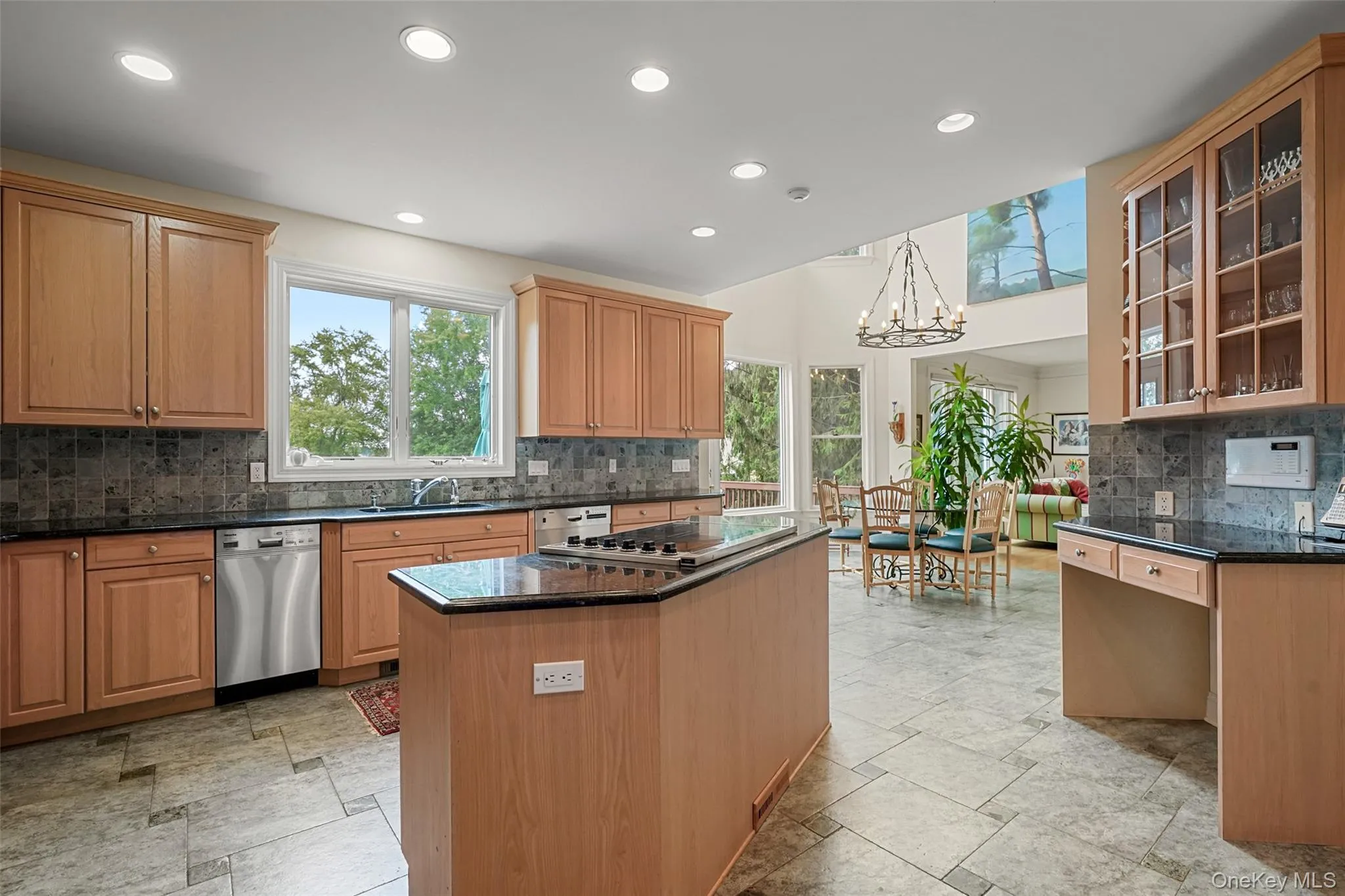 Walk-thru kitchen Walk-thru kitchen