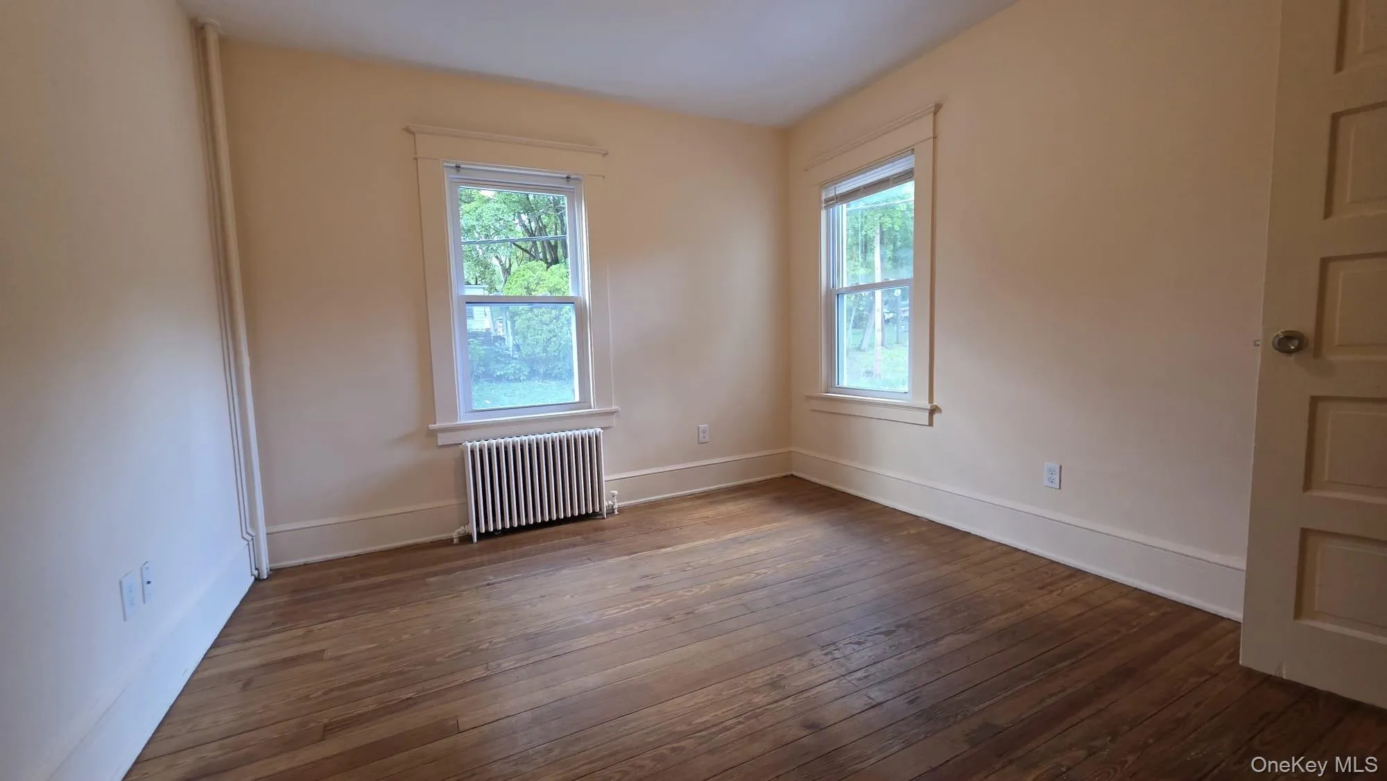 41 INNIS Avenue, Poughkeepsie, NY, 3 Bedrooms Bedrooms, 8 Rooms Rooms,1 BathroomBathrooms,Residential Lease,For Rent,INNIS,0,1045456 41 INNIS Avenue, Poughkeepsie, NY, 3 Bedrooms Bedrooms, 8 Rooms Rooms,1 BathroomBathrooms,Residential Lease,For Rent,INNIS,0,1045456