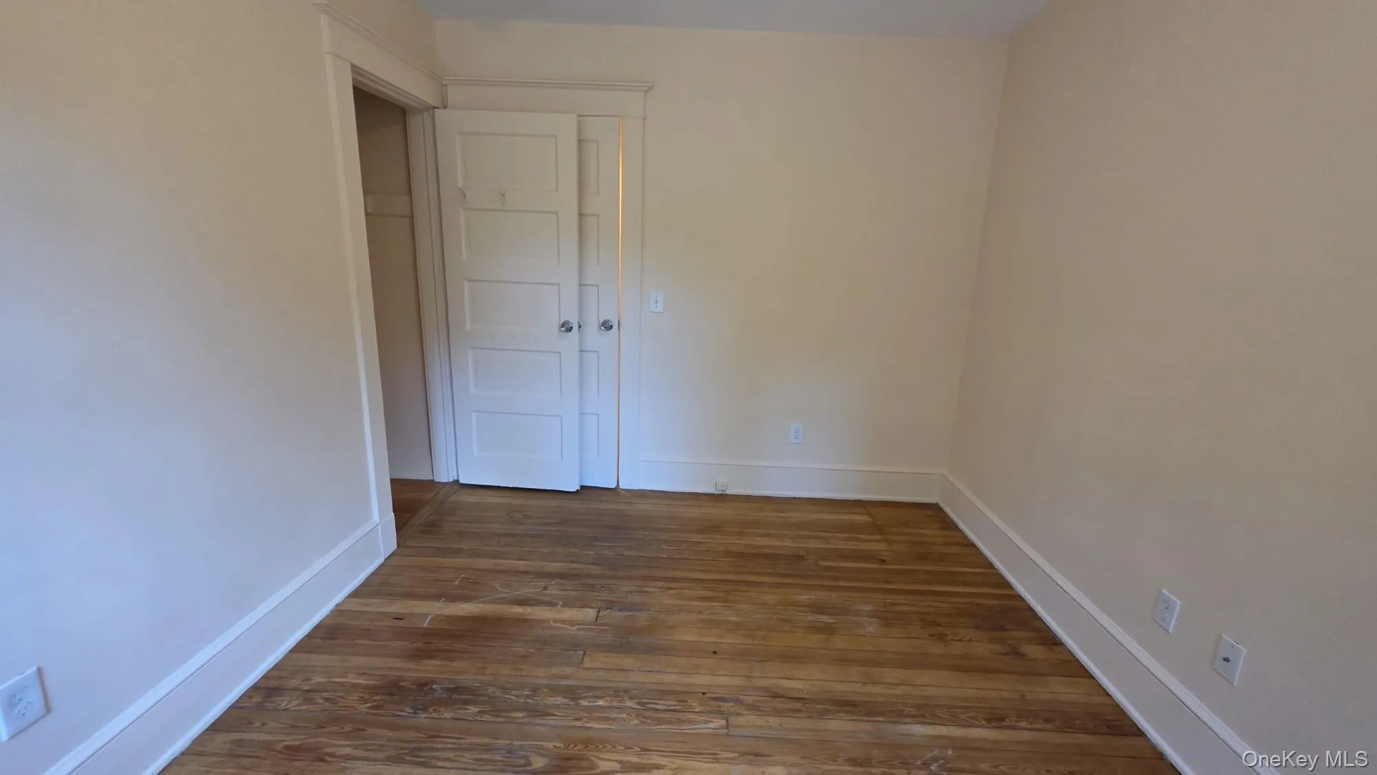 41 INNIS Avenue, Poughkeepsie, NY, 3 Bedrooms Bedrooms, 8 Rooms Rooms,1 BathroomBathrooms,Residential Lease,For Rent,INNIS,0,1045456 41 INNIS Avenue, Poughkeepsie, NY, 3 Bedrooms Bedrooms, 8 Rooms Rooms,1 BathroomBathrooms,Residential Lease,For Rent,INNIS,0,1045456