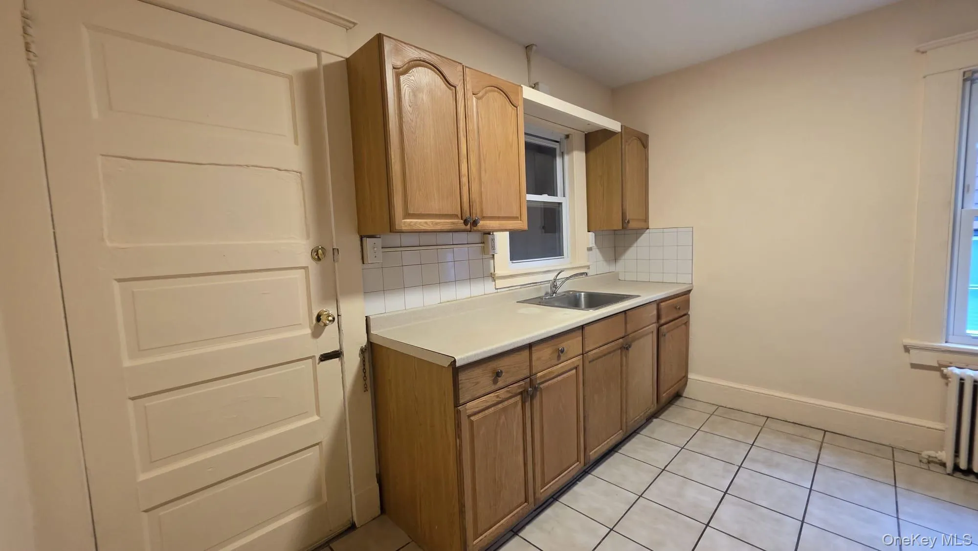 41 INNIS Avenue, Poughkeepsie, NY, 3 Bedrooms Bedrooms, 8 Rooms Rooms,1 BathroomBathrooms,Residential Lease,For Rent,INNIS,0,1045456 41 INNIS Avenue, Poughkeepsie, NY, 3 Bedrooms Bedrooms, 8 Rooms Rooms,1 BathroomBathrooms,Residential Lease,For Rent,INNIS,0,1045456