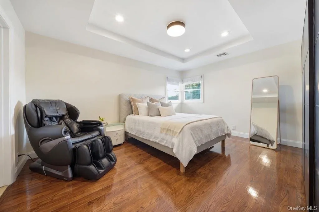 16 Spector Lane, Oyster Bay, NY, 3 Bedrooms Bedrooms, 6 Rooms Rooms,2 BathroomsBathrooms,Residential,For Rent,Spector,0,1045458 16 Spector Lane, Oyster Bay, NY, 3 Bedrooms Bedrooms, 6 Rooms Rooms,2 BathroomsBathrooms,Residential,For Rent,Spector,0,1045458