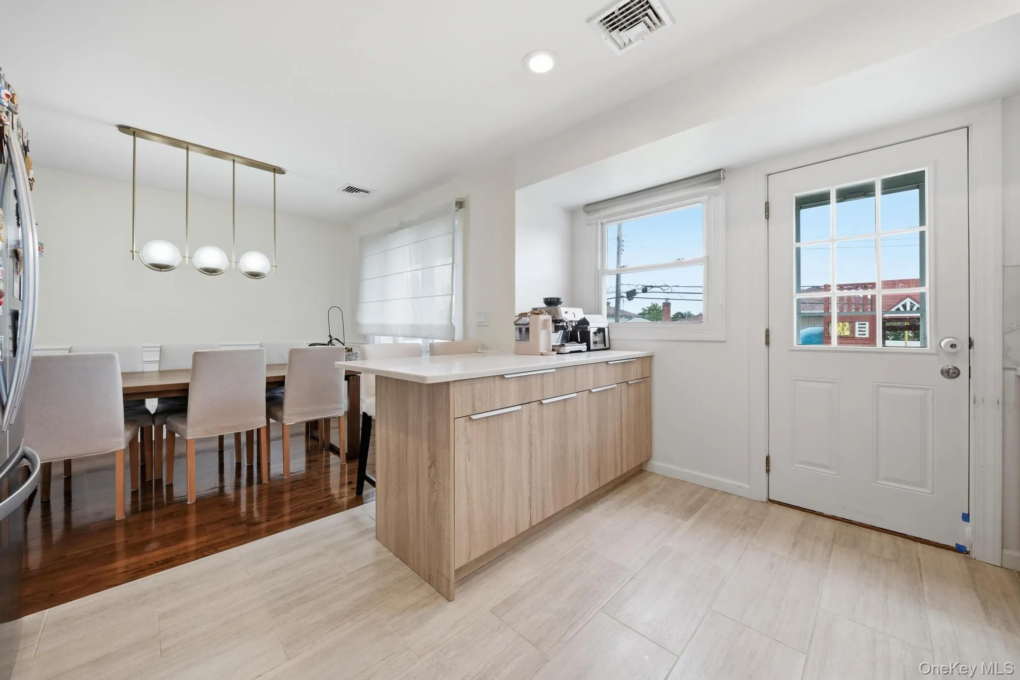 16 Spector Lane, Oyster Bay, NY, 3 Bedrooms Bedrooms, 6 Rooms Rooms,2 BathroomsBathrooms,Residential,For Rent,Spector,0,1045458 16 Spector Lane, Oyster Bay, NY, 3 Bedrooms Bedrooms, 6 Rooms Rooms,2 BathroomsBathrooms,Residential,For Rent,Spector,0,1045458