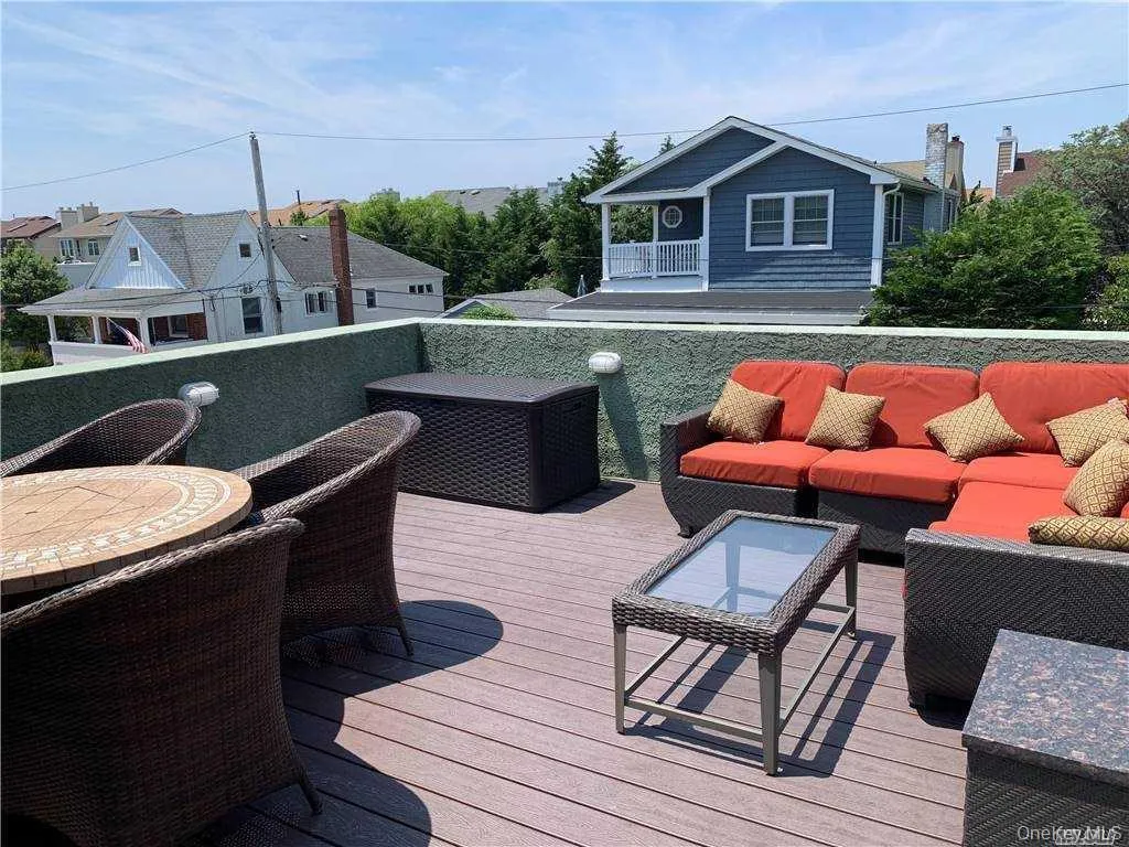 38 Clayton Avenue, Hempstead, NY, 1 Bedroom Bedrooms, 4 Rooms Rooms,1 BathroomBathrooms,Residential Lease,For Rent,Clayton,0,1045459 38 Clayton Avenue, Hempstead, NY, 1 Bedroom Bedrooms, 4 Rooms Rooms,1 BathroomBathrooms,Residential Lease,For Rent,Clayton,0,1045459