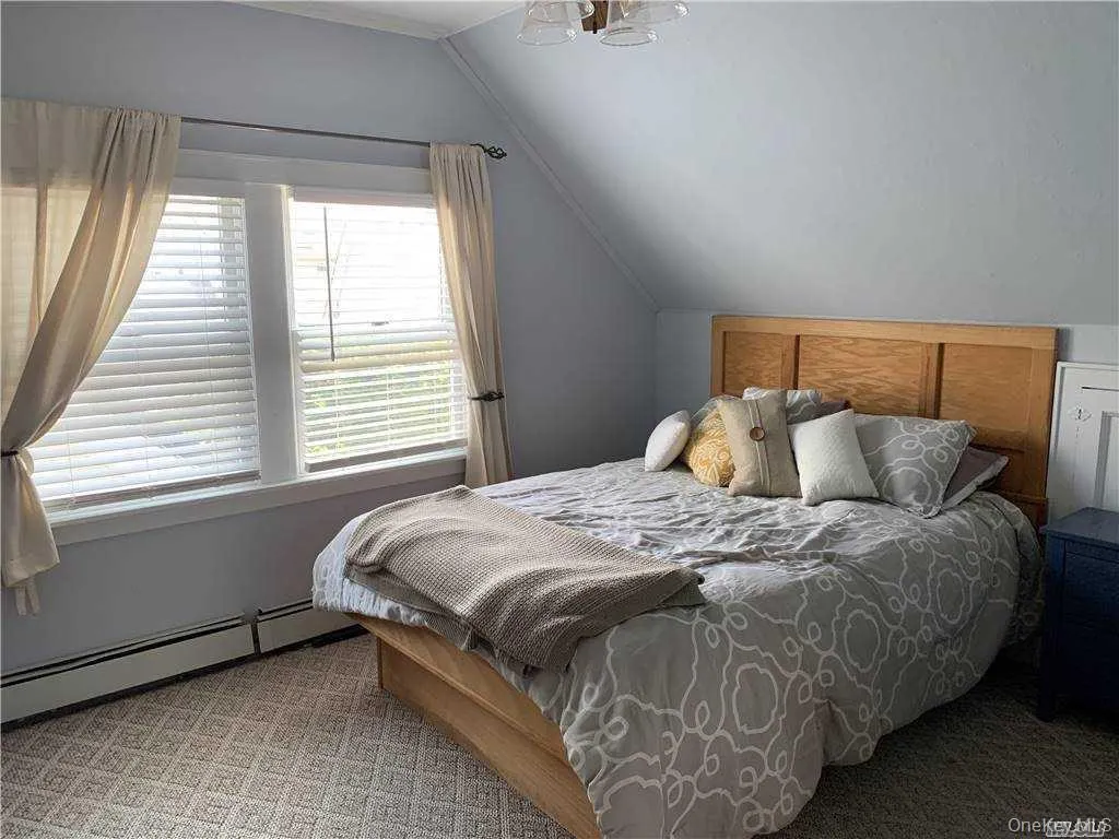 38 Clayton Avenue, Hempstead, NY, 1 Bedroom Bedrooms, 4 Rooms Rooms,1 BathroomBathrooms,Residential Lease,For Rent,Clayton,0,1045459 38 Clayton Avenue, Hempstead, NY, 1 Bedroom Bedrooms, 4 Rooms Rooms,1 BathroomBathrooms,Residential Lease,For Rent,Clayton,0,1045459