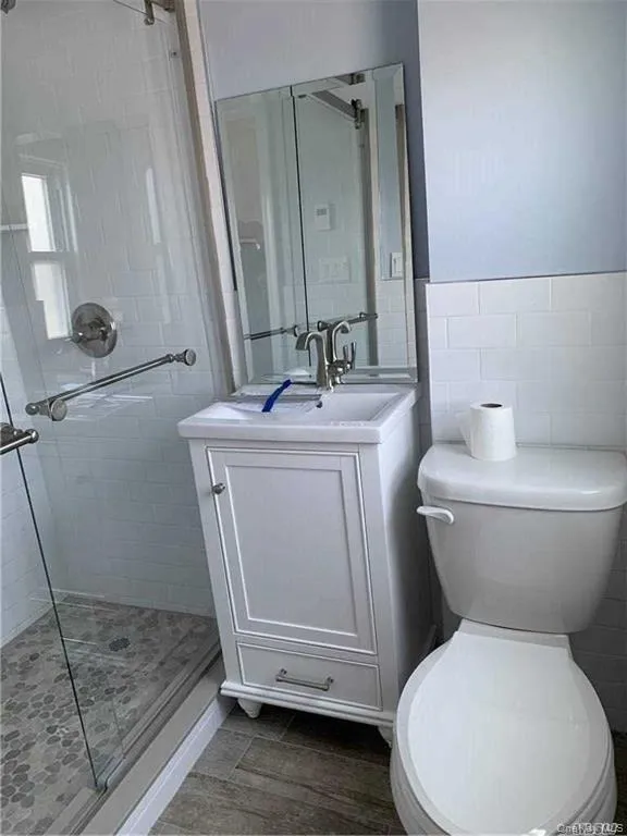 38 Clayton Avenue, Hempstead, NY, 1 Bedroom Bedrooms, 4 Rooms Rooms,1 BathroomBathrooms,Residential Lease,For Rent,Clayton,0,1045459 38 Clayton Avenue, Hempstead, NY, 1 Bedroom Bedrooms, 4 Rooms Rooms,1 BathroomBathrooms,Residential Lease,For Rent,Clayton,0,1045459